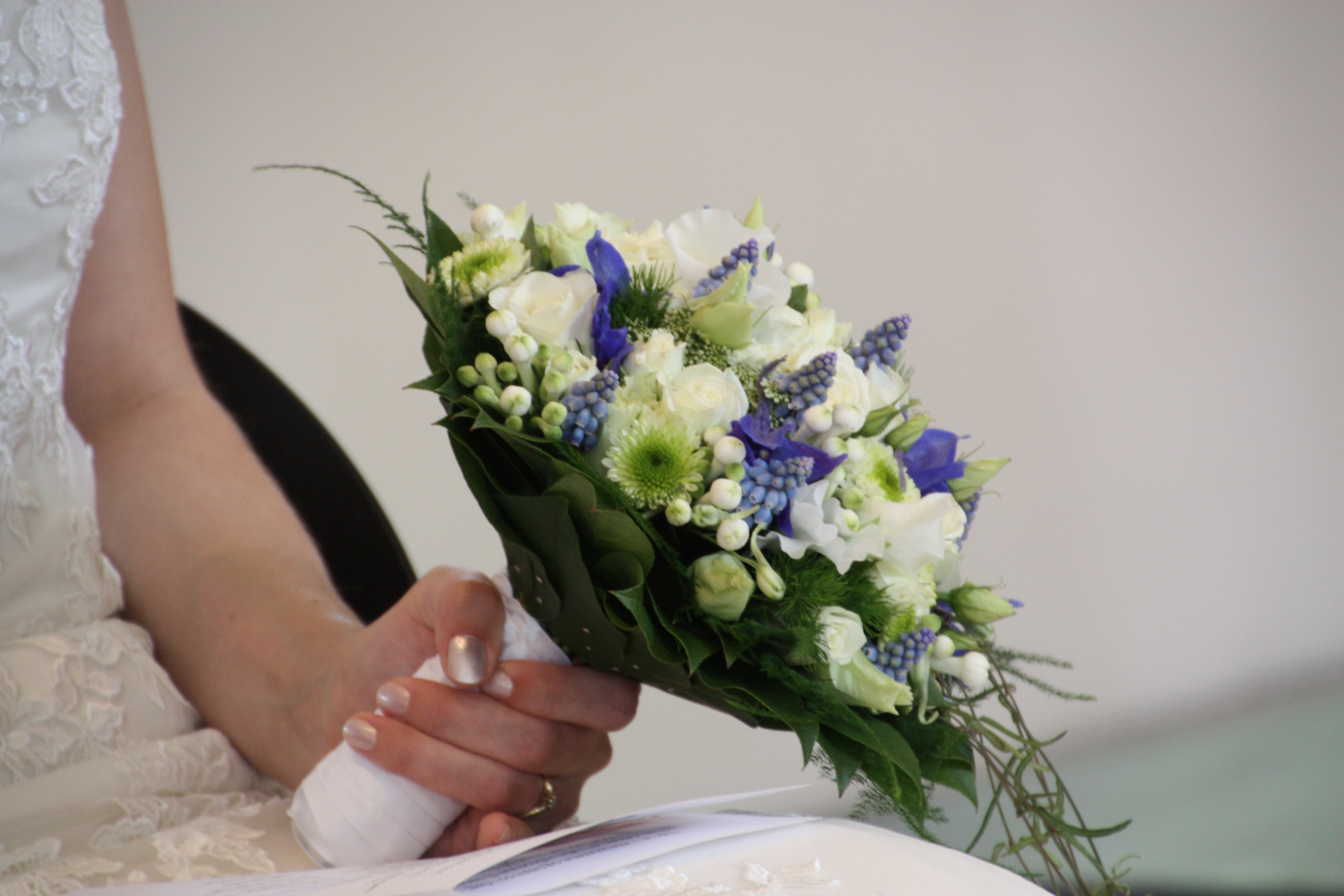 wedding ceremony, human hand, hand, one person, newlywed, human body part, wife, bunch of flowers, flower arrangement, white, bride, plant, event, blue, HD Wallpaper