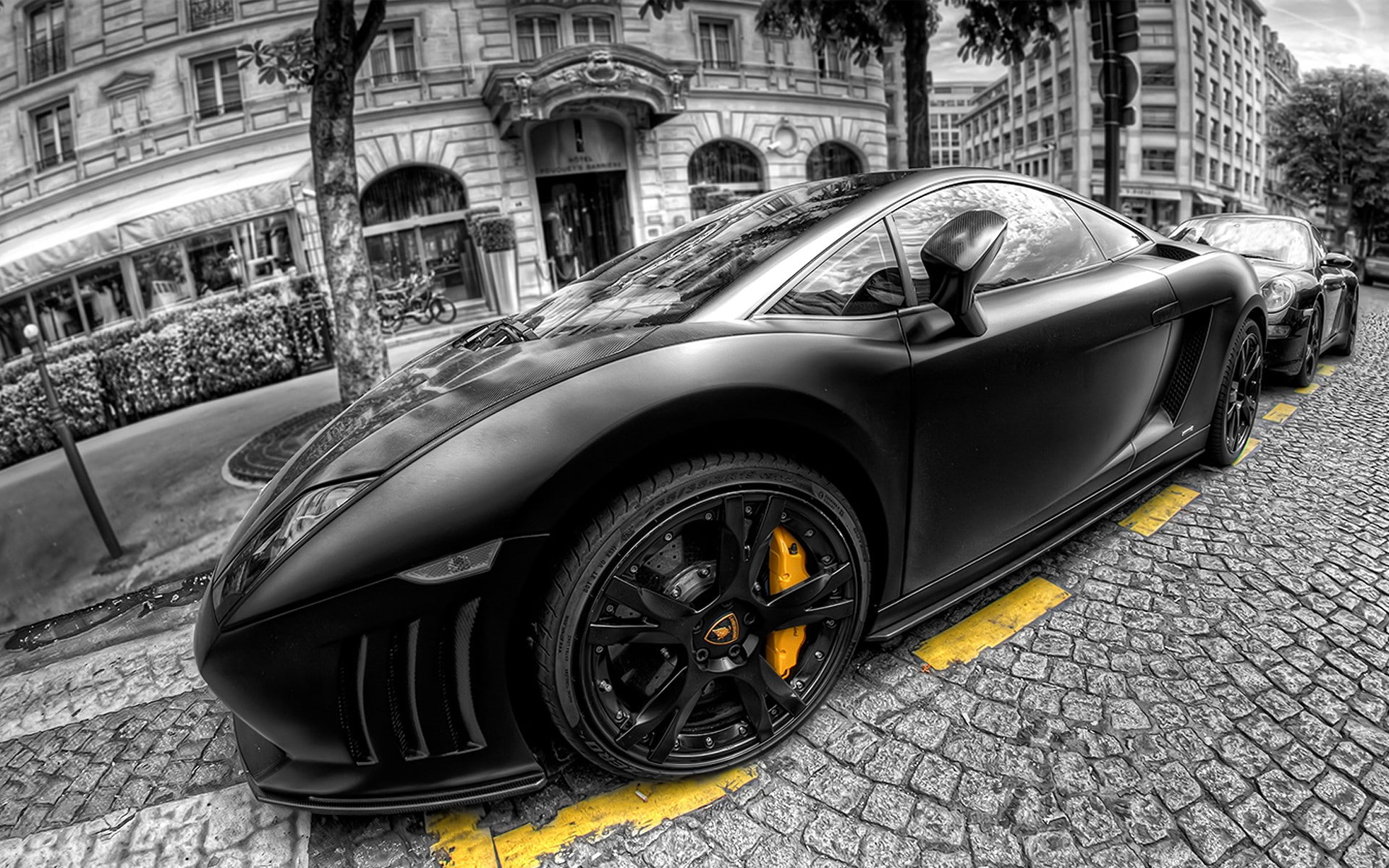 tire, outdoors, street, building exterior, Lamborghini, 1080P, motor vehicle, selective coloring, stationary, retro styled, transportation, no people, HD Wallpaper