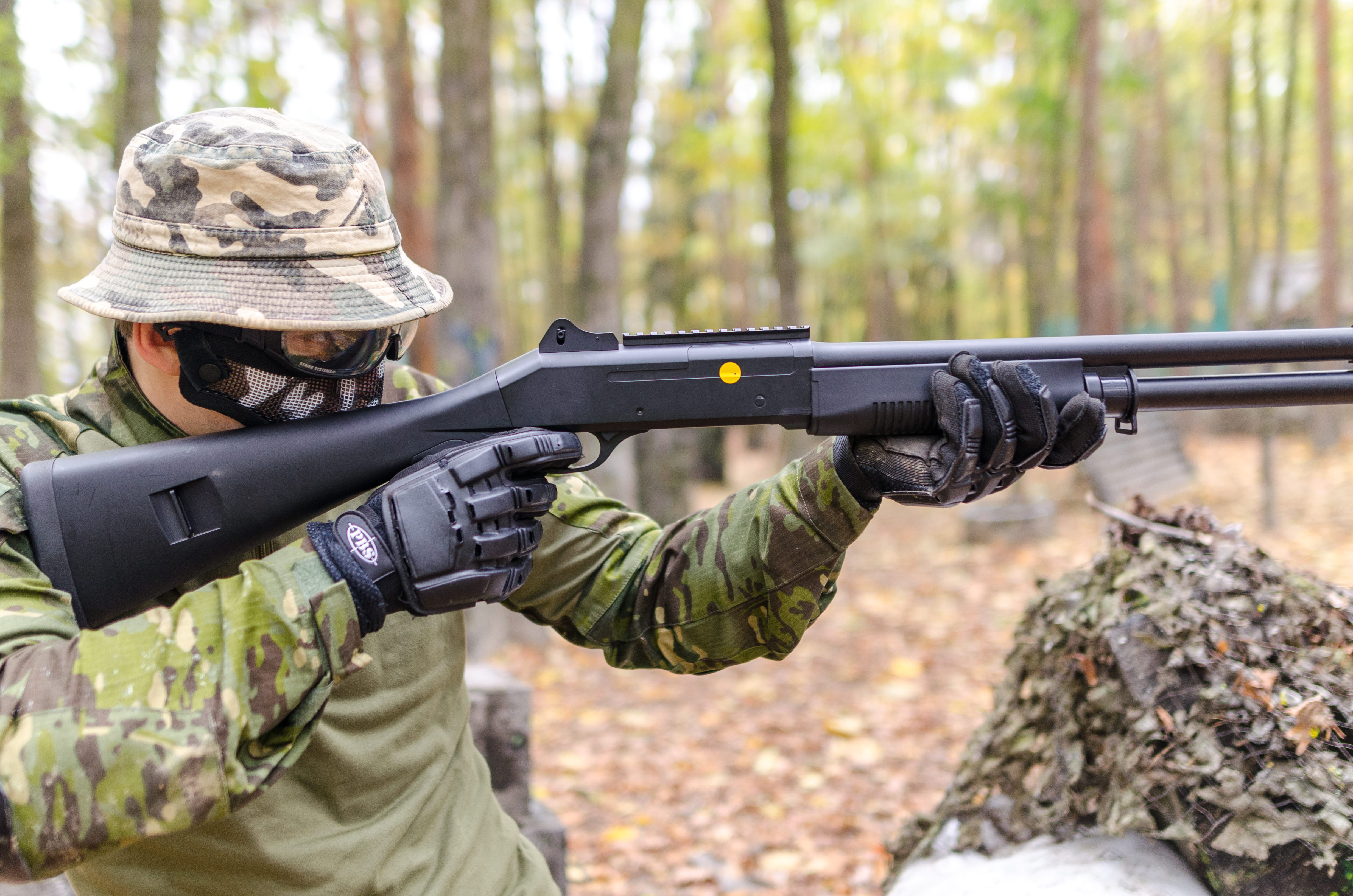 combat, target shooting, guard, weapon, clothing, uniform, tree, airsoft, battle, training, day, outdoors, security, army, pump, target, 4K, male, military, HD Wallpaper