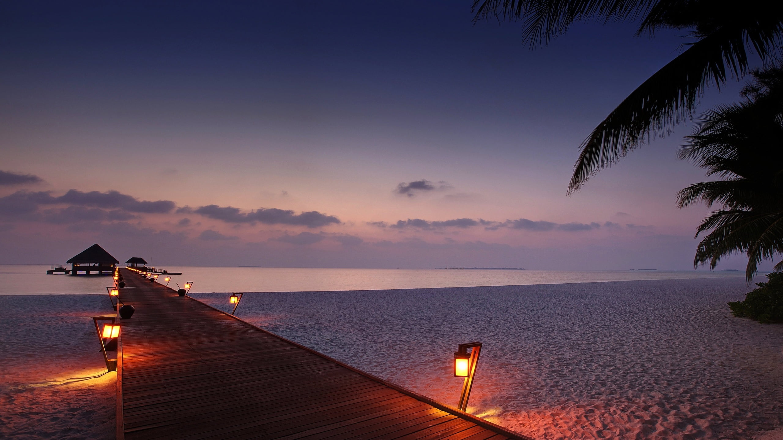 house, vacations, sunrise - Dawn, tourist Resort, coastline, maldives, sky, sunlight, the evening, Bungalow, sand, relaxation, lights, horizon, tranquility, HD Wallpaper