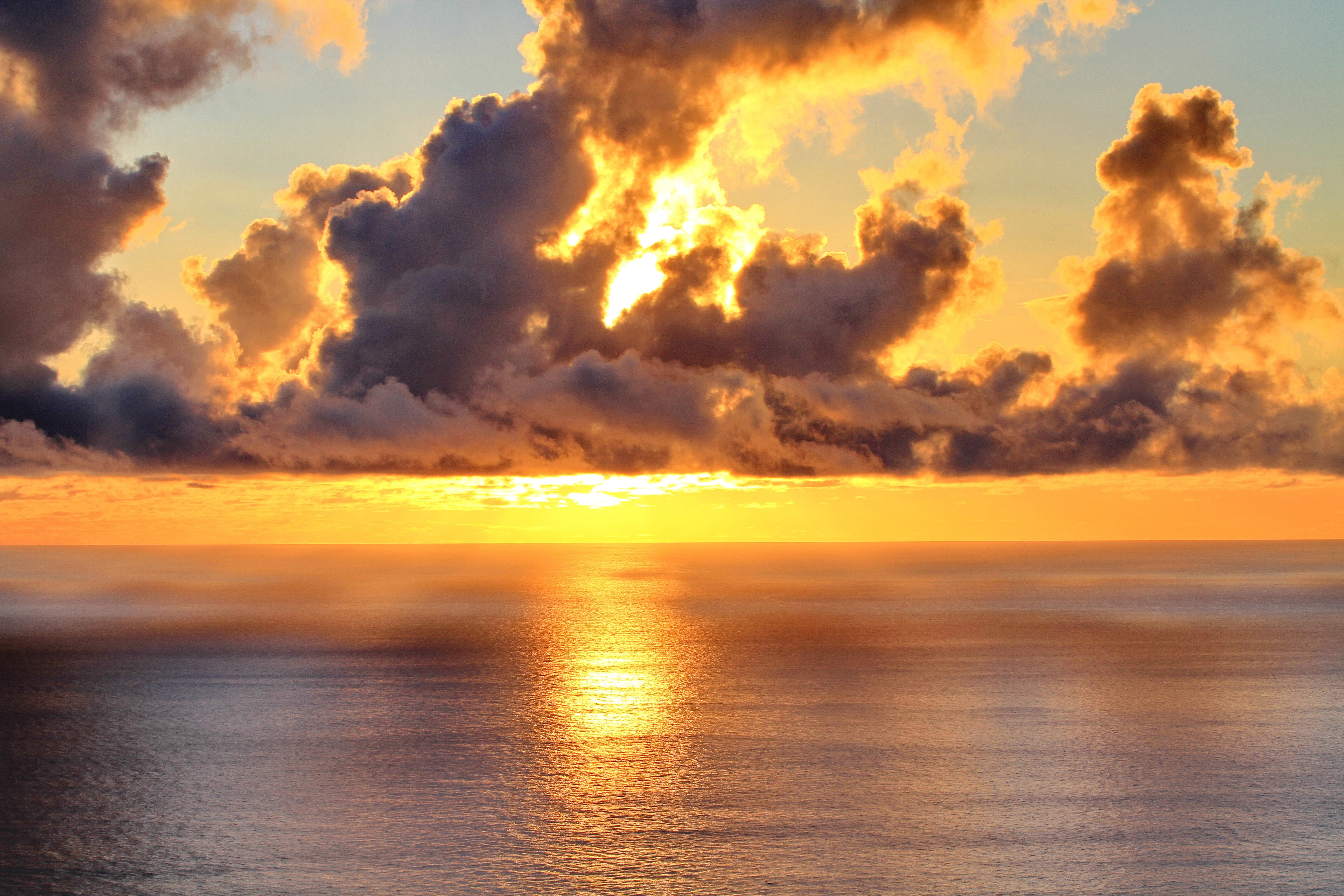 body, idyllic, dusk, outdoors, nature, golden, sea, la palma, tranquil scene, water, orange color, summer, coastline, sunlight, sky, reflection, sunset, HD Wallpaper