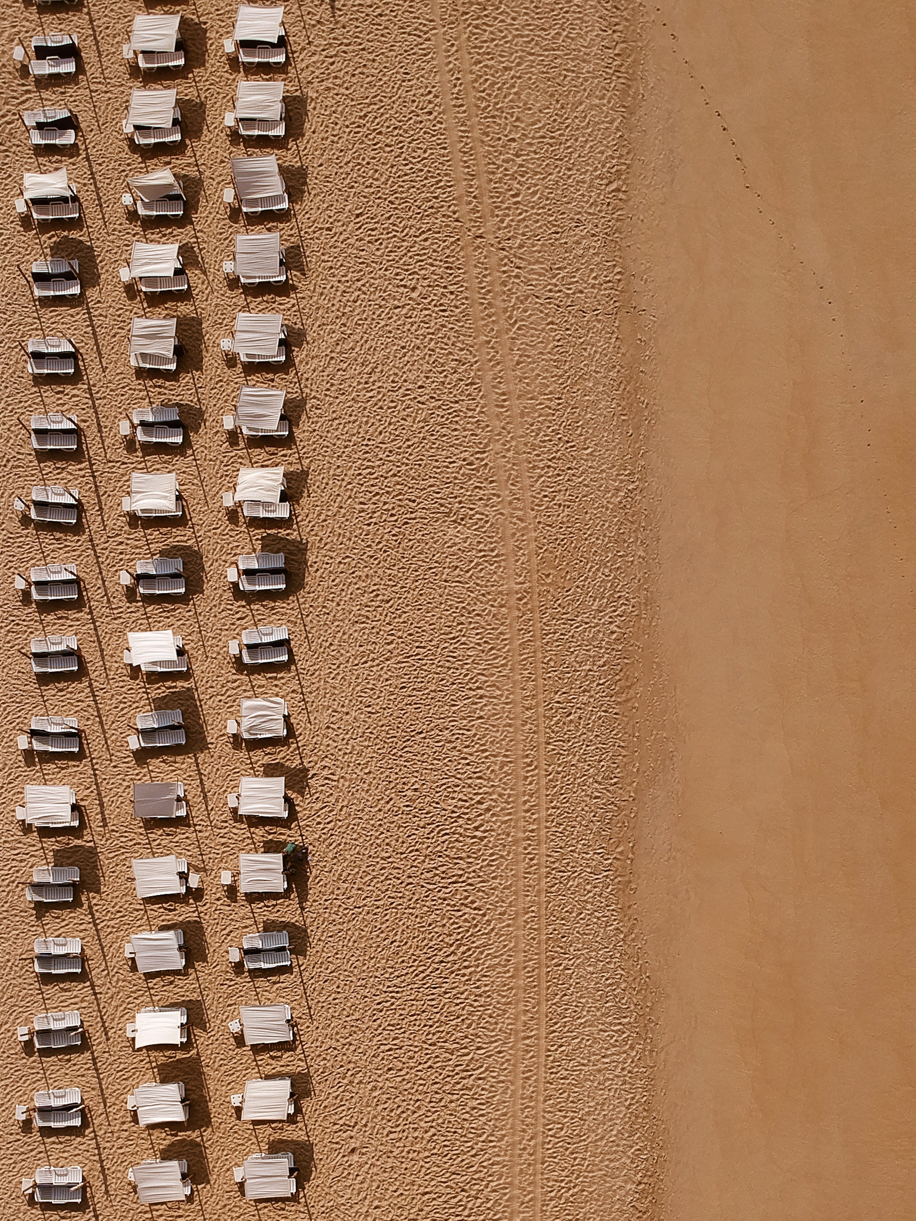 spark, high angle view, backgrounds, outdoors, drone, aerial, directly above, drone capture, close-up, dji, white, beach, pattern, nature, built structure, Phone HD Wallpaper
