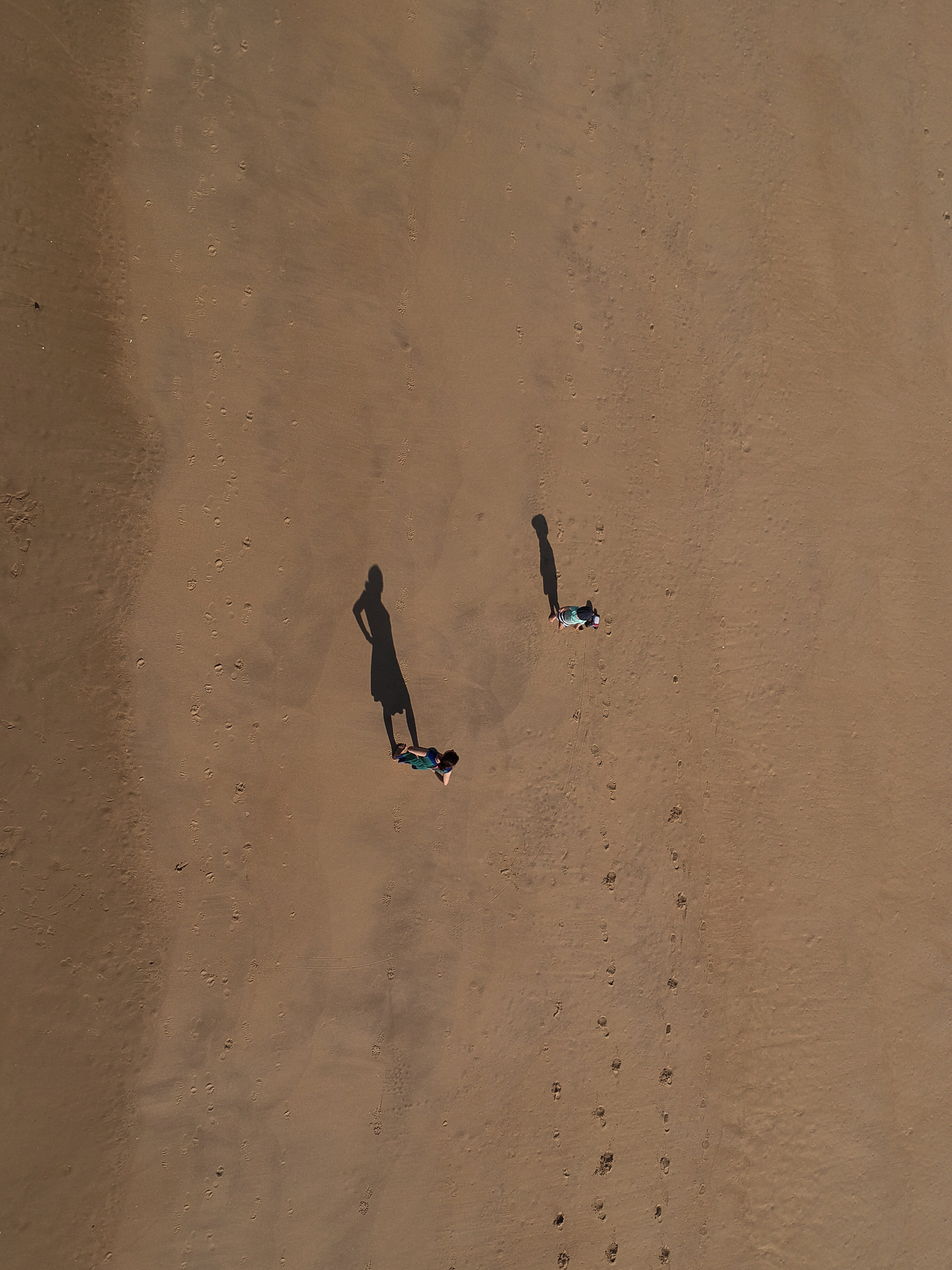 arid climate, animals in the wild, algarve, drone, high angle view, aerial, outdoors, beauty in nature, day, person, spark, shadow, land, climate, drone capture, Phone HD Wallpaper