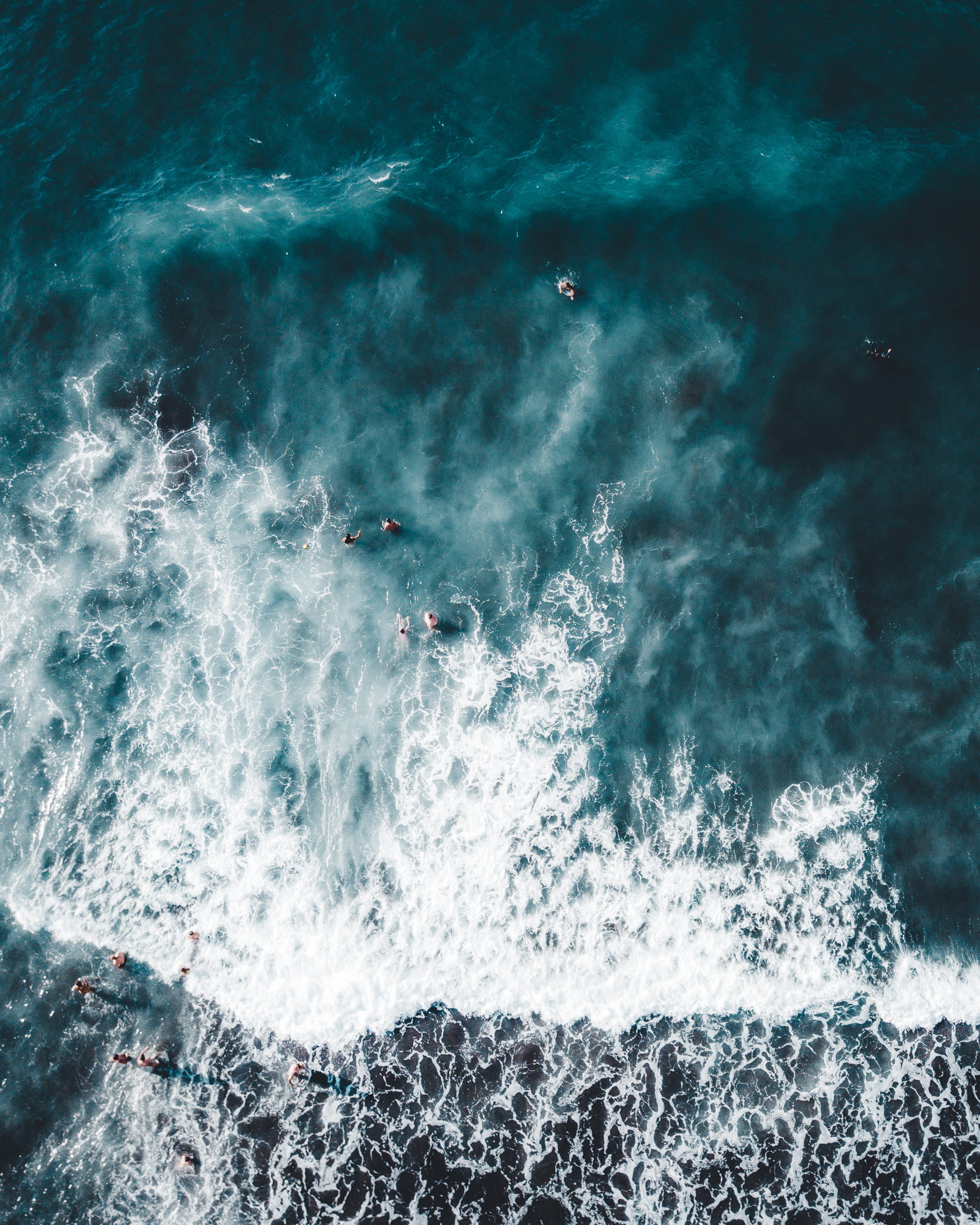 moody, nature, outdoors, spraying, 2K, surfing, beach, wafe, dark, blue, topdown, wave, scenics, backgrounds, vacations, drone, motion, day, daytime, seascape, Phone HD Wallpaper