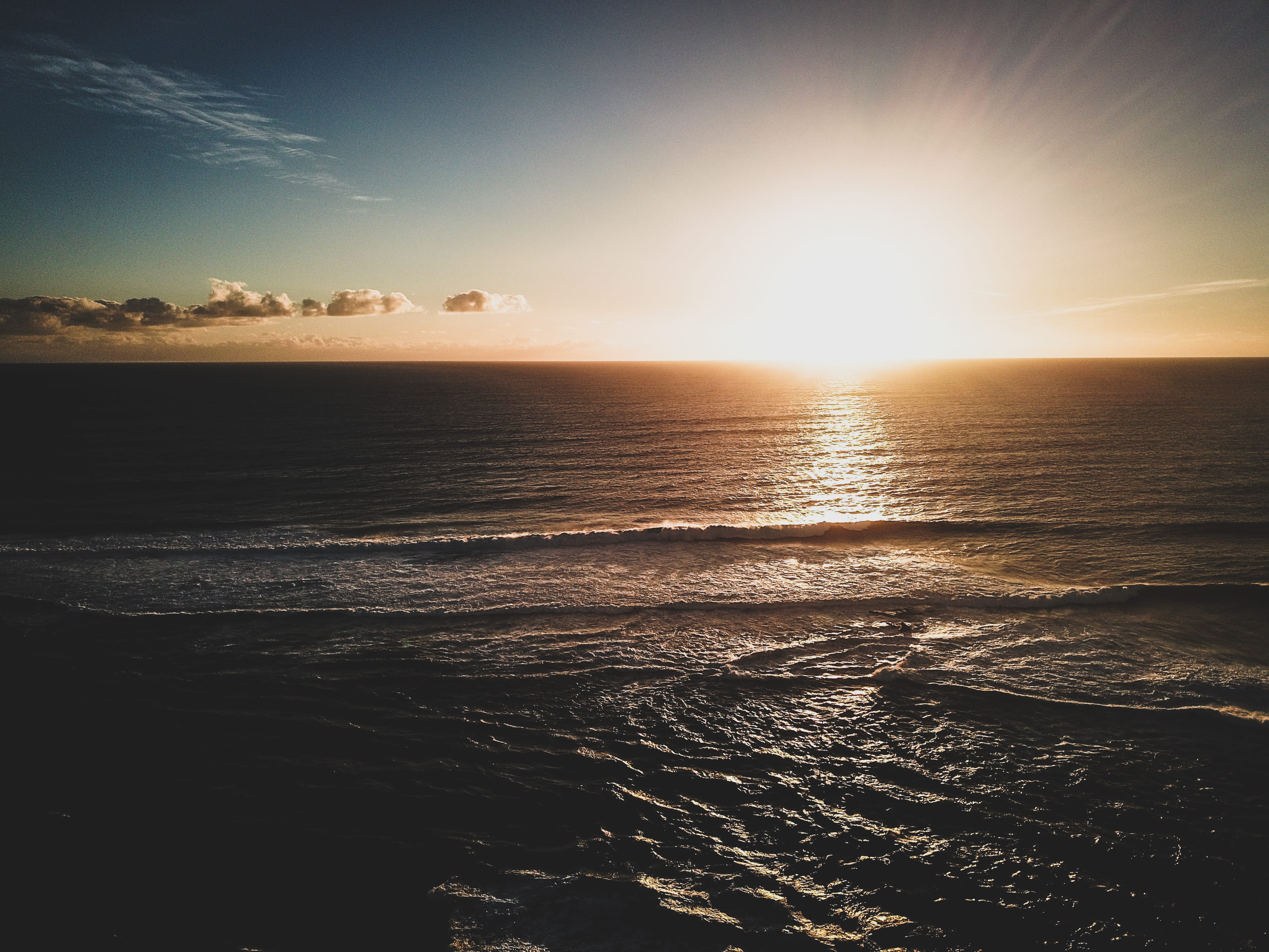dusk, nature, outdoors, reflection, sunlight, light, beauty in nature, waterfront, tranquility, water, golden, horizon, ocean, 4K, aerial, sunset, red sky, HD Wallpaper