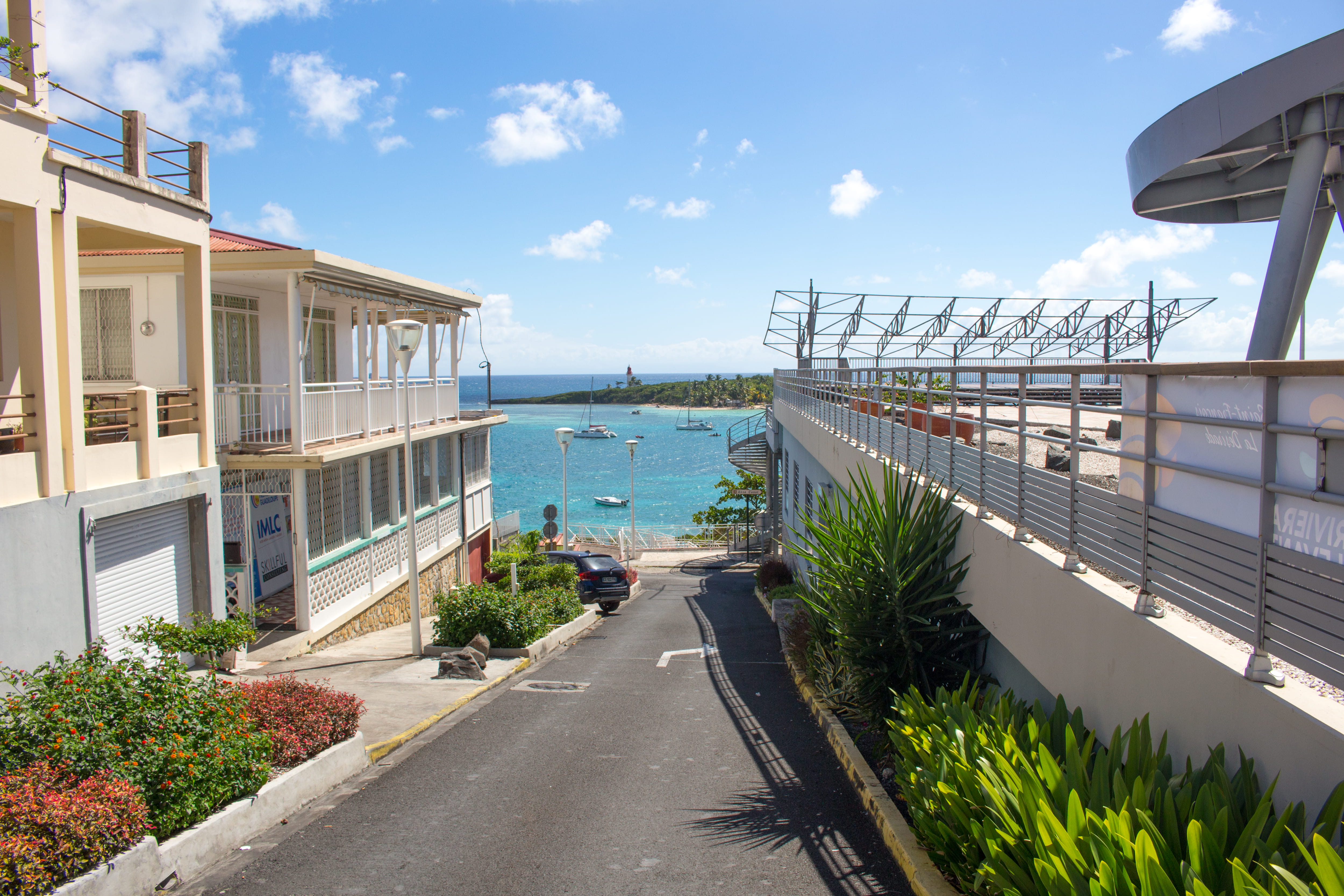 island, built structure, direction, day, architecture, transportation, the way forward, luxury, guadeloupe, water, plant, sunlight, beach, street, sea, HD Wallpaper