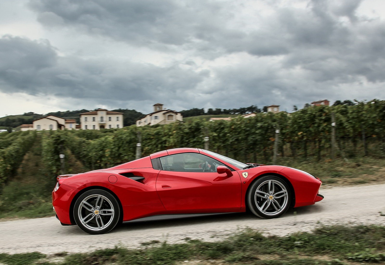 tree, cloud - sky, sky, 720P, car, architecture, day, wheel, nature, outdoors, road trip, transportation, no people, plant, ferrari, retro styled, mode of transportation, HD Wallpaper