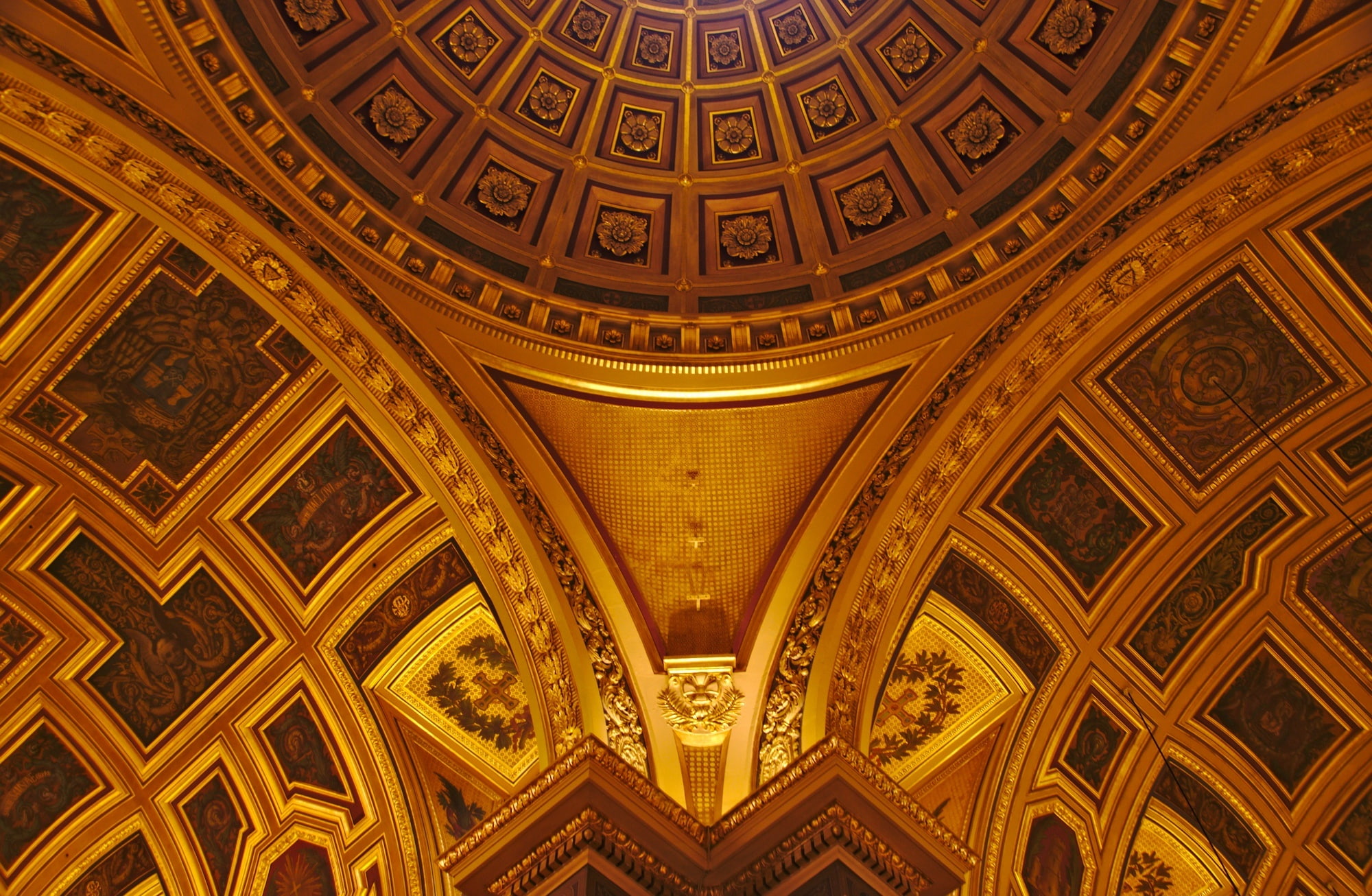  architectural column, art and craft, hd, the past, directly below, Church, architectural feature, Architecture, Geometry, brown, indoors, Brittany, HD Wallpaper