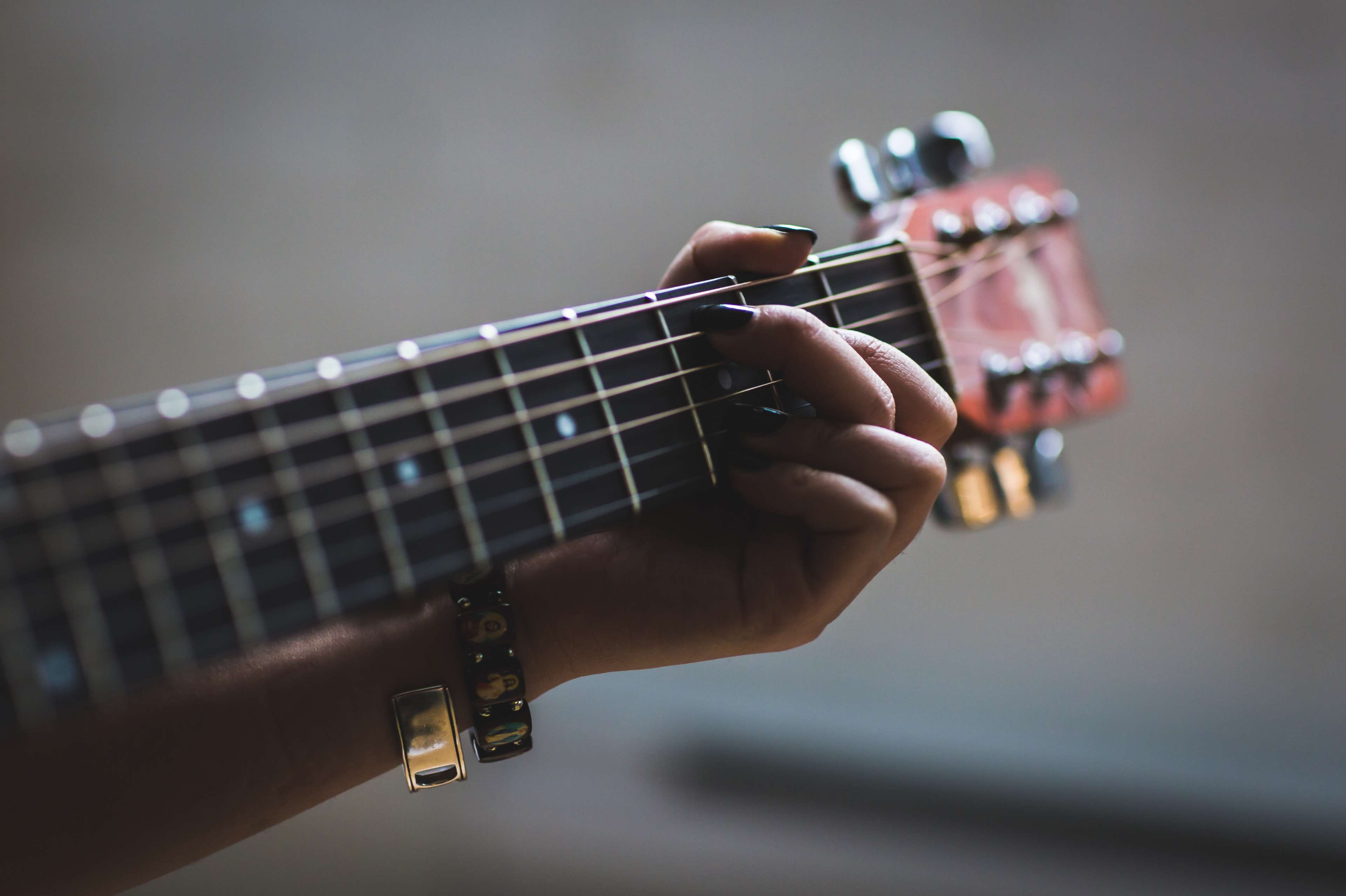 performer, music, string instrument, indoors, finger, fingers, human hand, sound, plucking an instrument, play, close-up, people, hand, 4K, instrument, HD Wallpaper