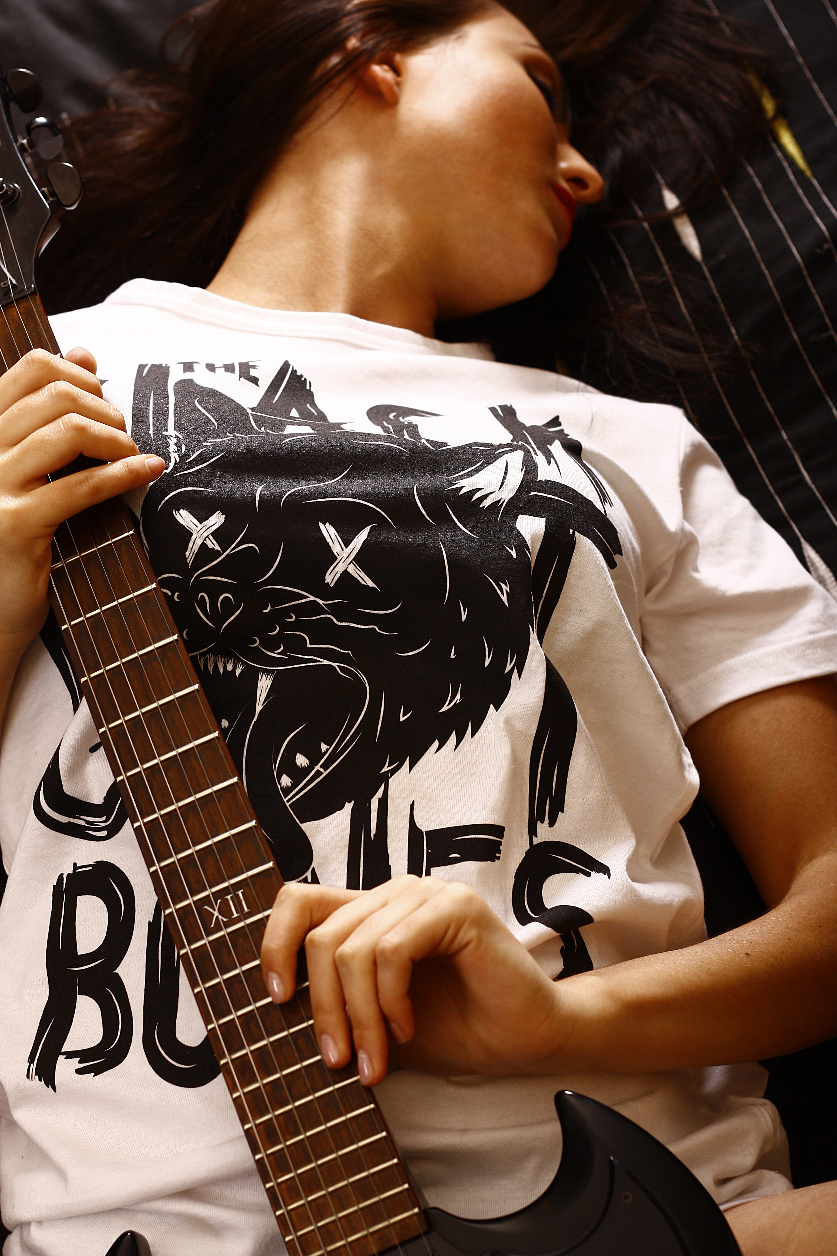 string, laying, women, arts culture and entertainment, electric guitar, indoors, face, one person, holding, youth, sa music, black, guitar, beauty, lady, Phone HD Wallpaper