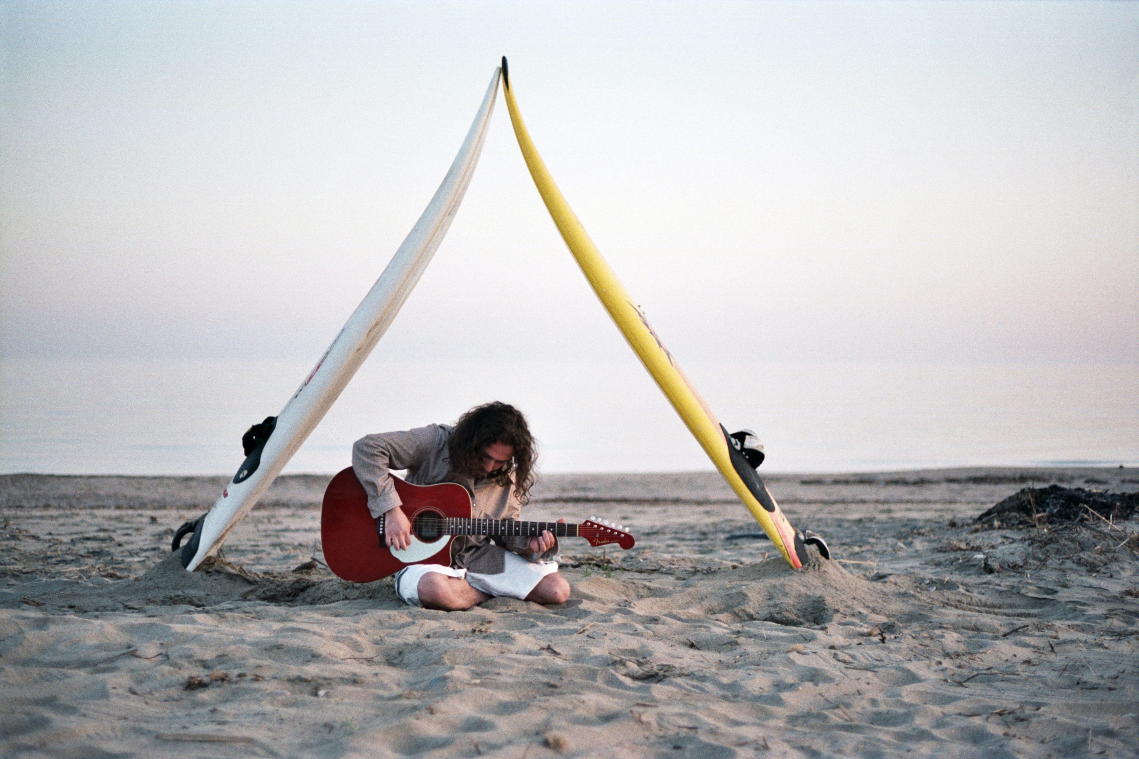 music, leisure activity, acoustic, white, beach, horizon over water, playing, one person, single cutaway, recreational Pursuit, males, horizon, 4K, person, HD Wallpaper