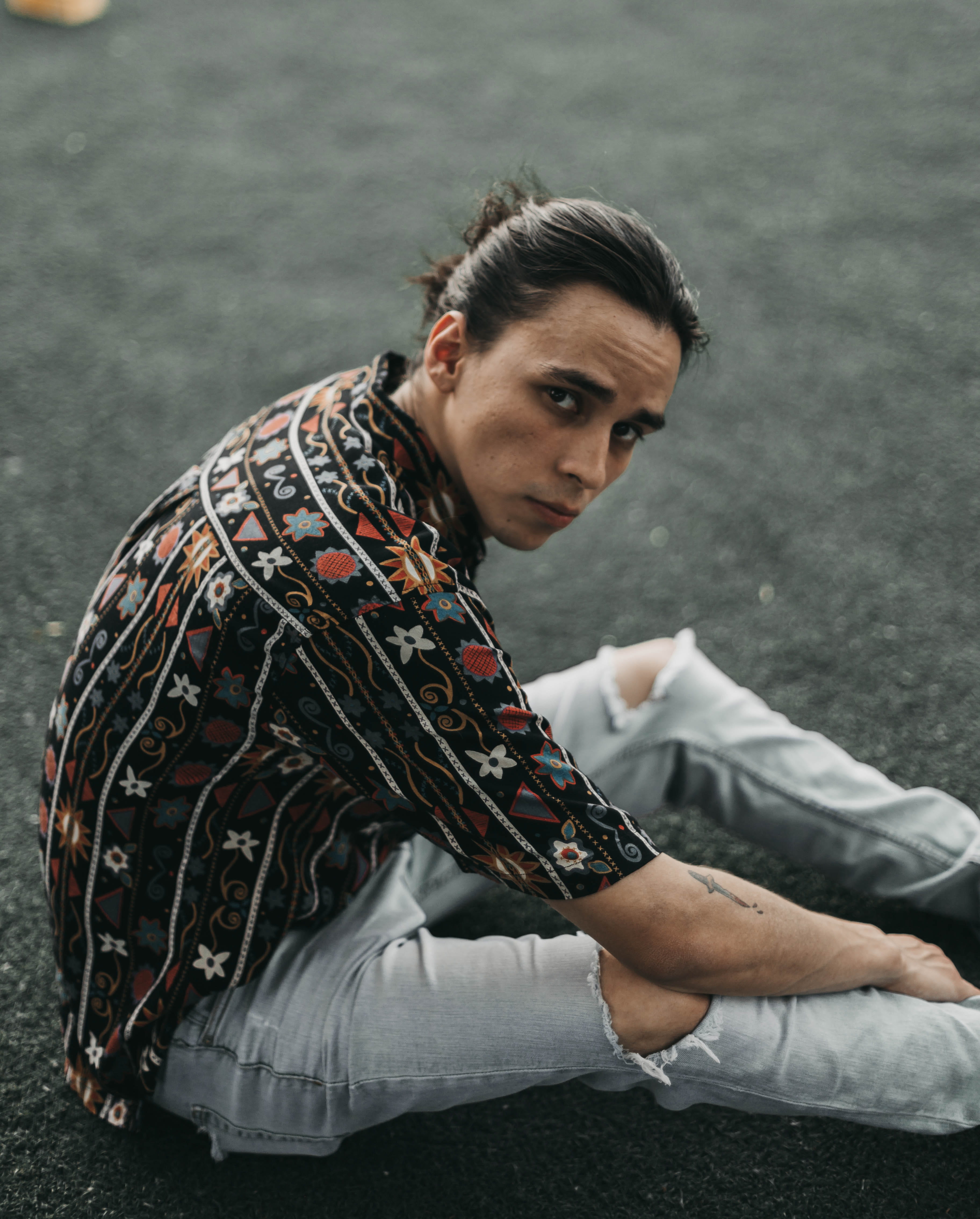 casual clothing, street, person, shoe, day, full length, real people, focus on foreground, denim, contemplation, young adult, one person, man, clothing, Phone HD Wallpaper