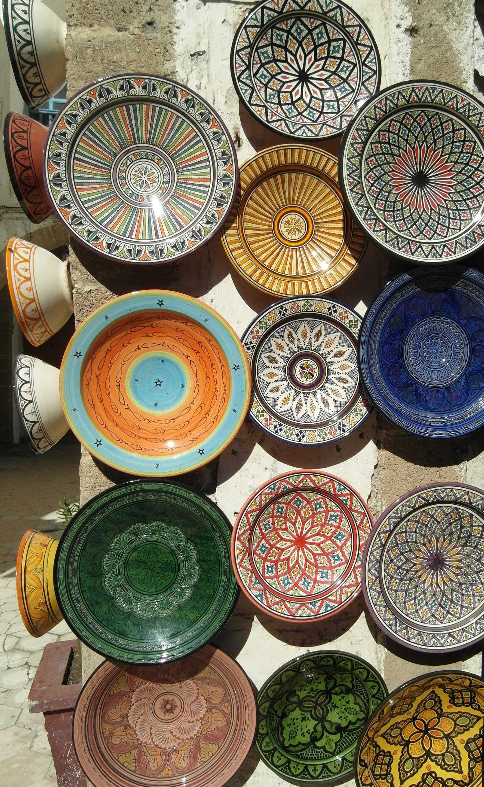 arts and crafts, retail, Craft, floral pattern, multi colored, business, ornate, pattern, shell, cultures, Tonkunst, choice, retail display, variation, Phone HD Wallpaper
