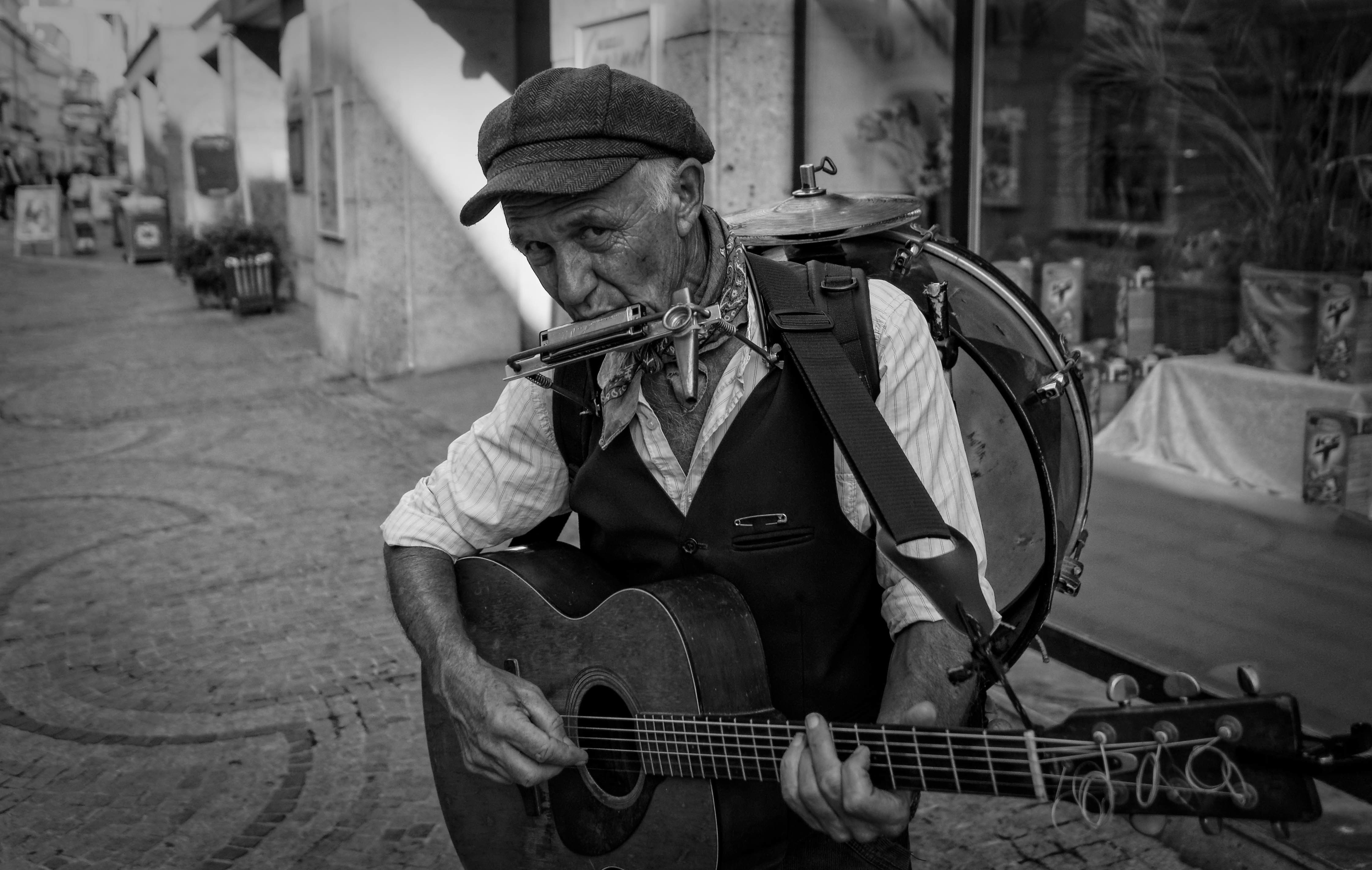 musical instrument, string instrument, one person, monochrome, street performer, leisure activity, holding, real people, playing, hat, clothing, 4K, mature adult, HD Wallpaper