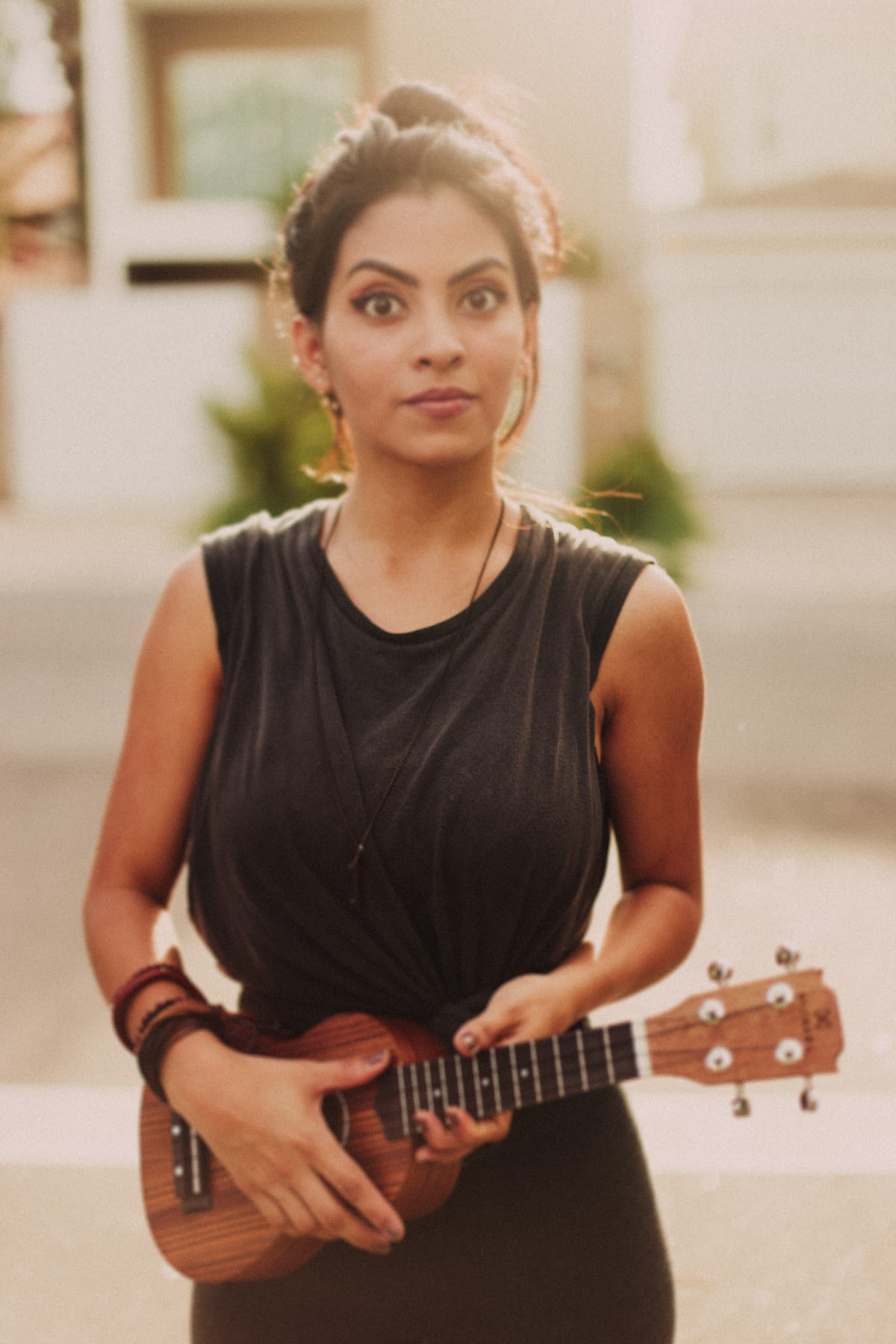 performance, crazy, relaxation, one person, leisure, woman, portrait, acoustic guitar, fashion, holding, skill, musical instrument, playing, recreation, Phone HD Wallpaper