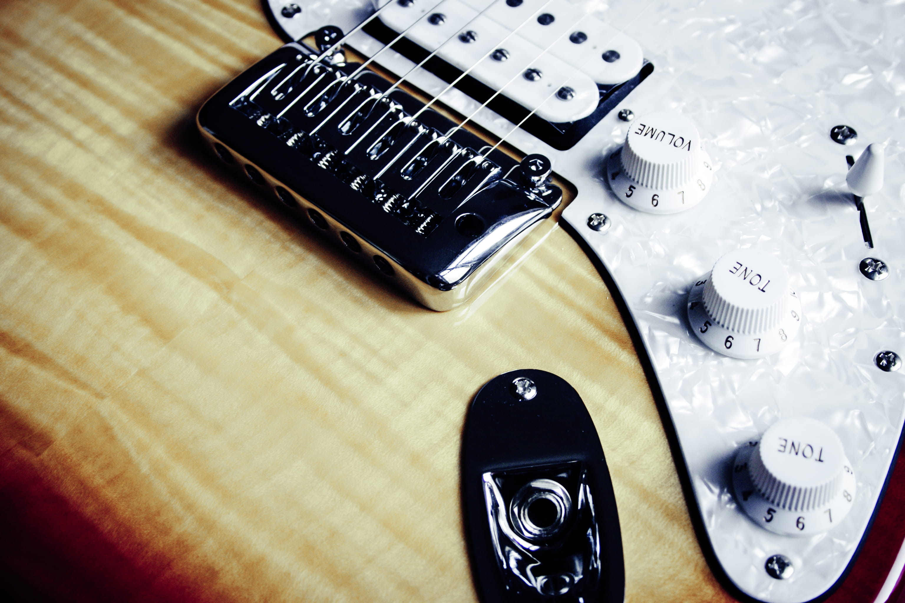 musical instrument string, high angle view, stage, loud, voloume, bass, sound, e-guitar, string instrument, electric guitar, musical instrument, music, HD Wallpaper
