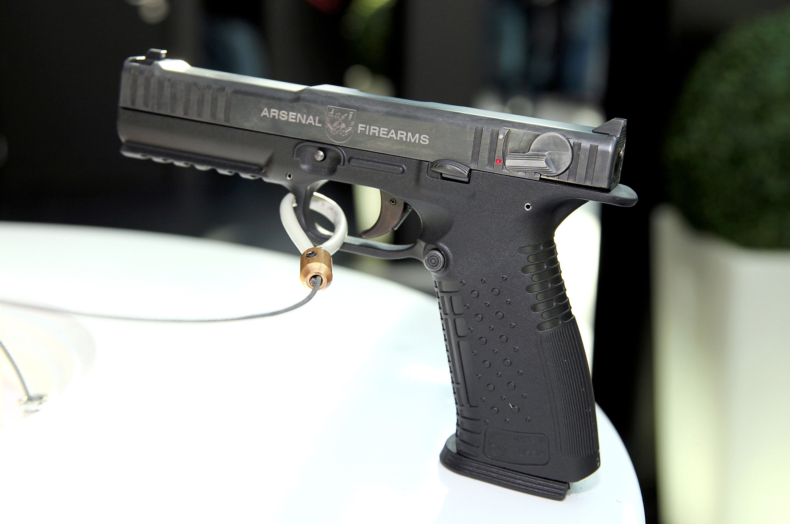 development, sunlight, weight, 2K, gun, weapon, Strike One, or, power, handgun, AF-1, self-loading, communication, security, warning sign, domestic, control, HD Wallpaper