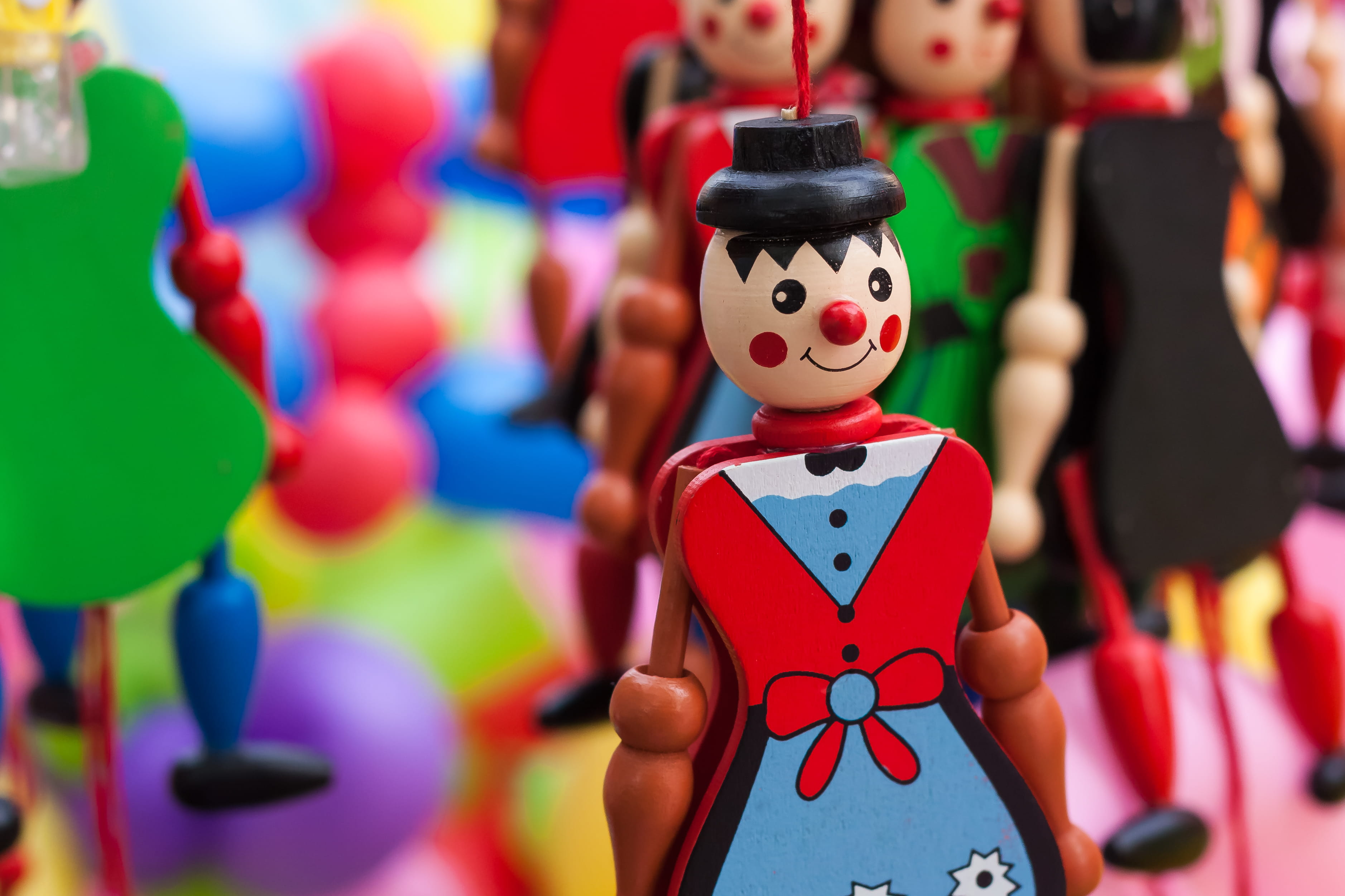 vietnam, creativity, male likeness, indoors, focus on foreground, female likeness, representation, market, doll, close-up, craft, retail, no people, toy, HD Wallpaper