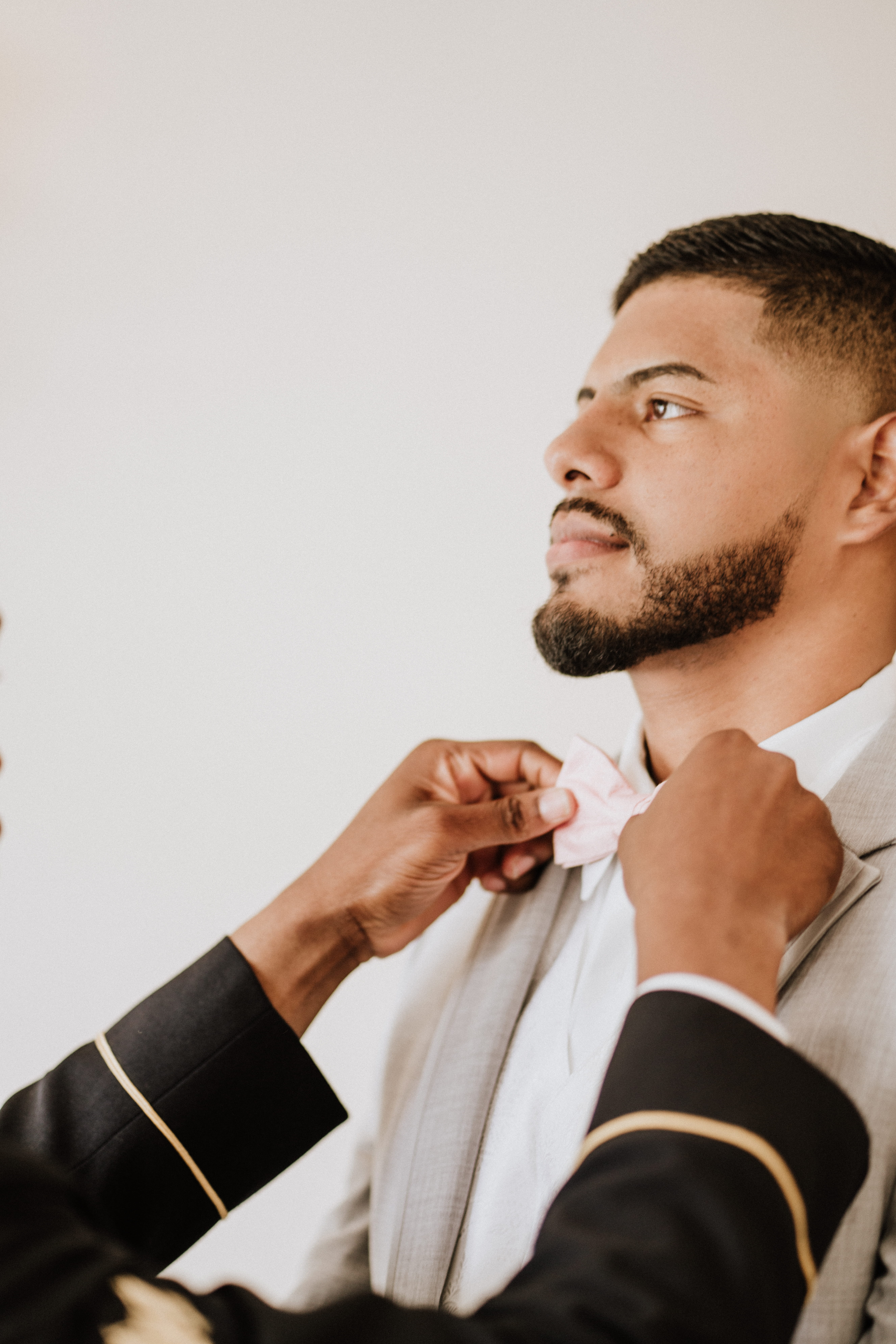 elegance, men, smiling, one Man Only, male Beauty, males, bow tie, suit, 8K, positive Emotion, love, close-up, haircut, portrait, manager, indoors, occupation, Phone HD Wallpaper