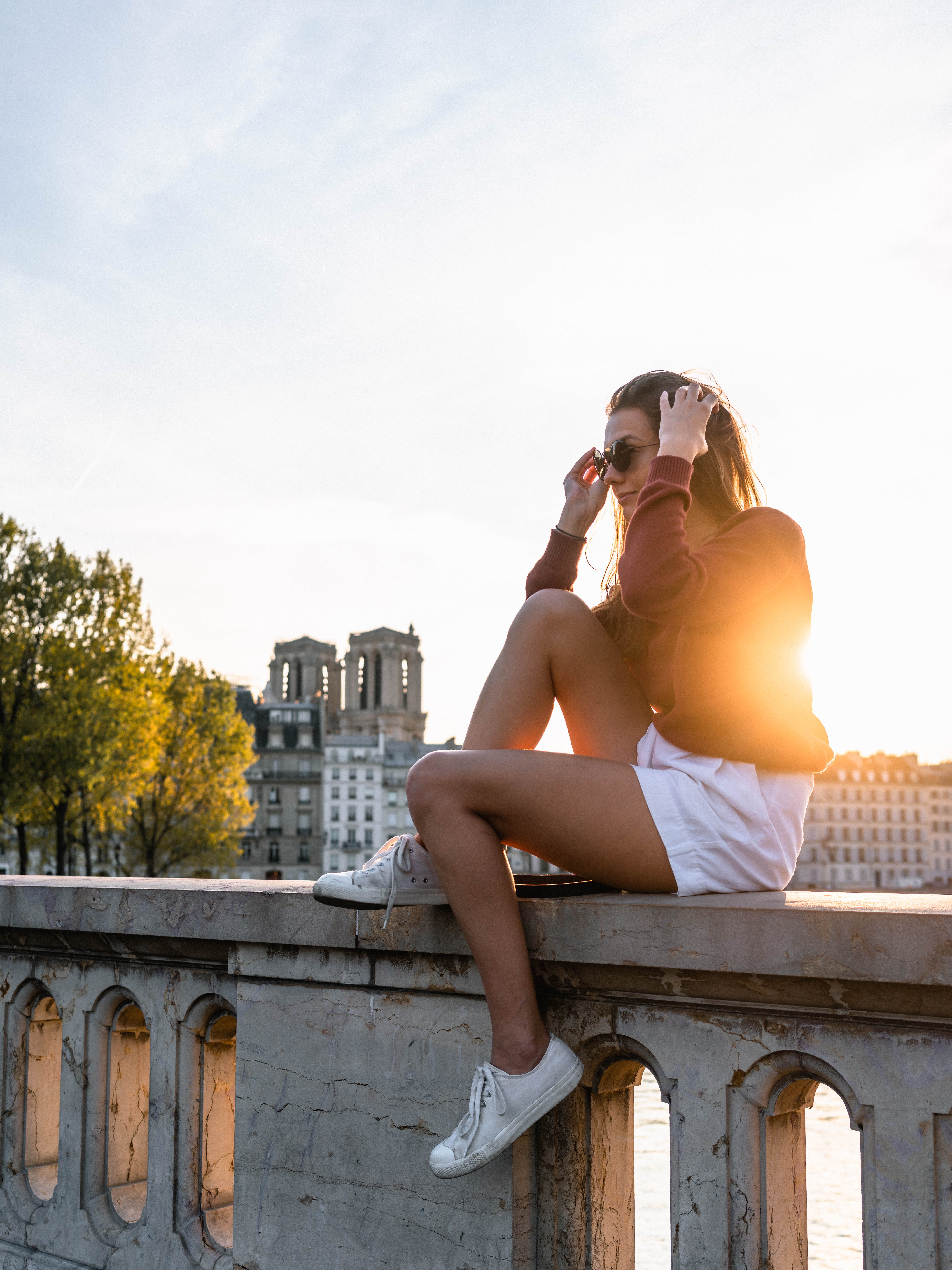 woman, outdoors, casual clothing, casual, built structure, ballister, full length, sunglasses, sunrays, fashion, leisure activity, beautiful, women, technology, Phone HD Wallpaper