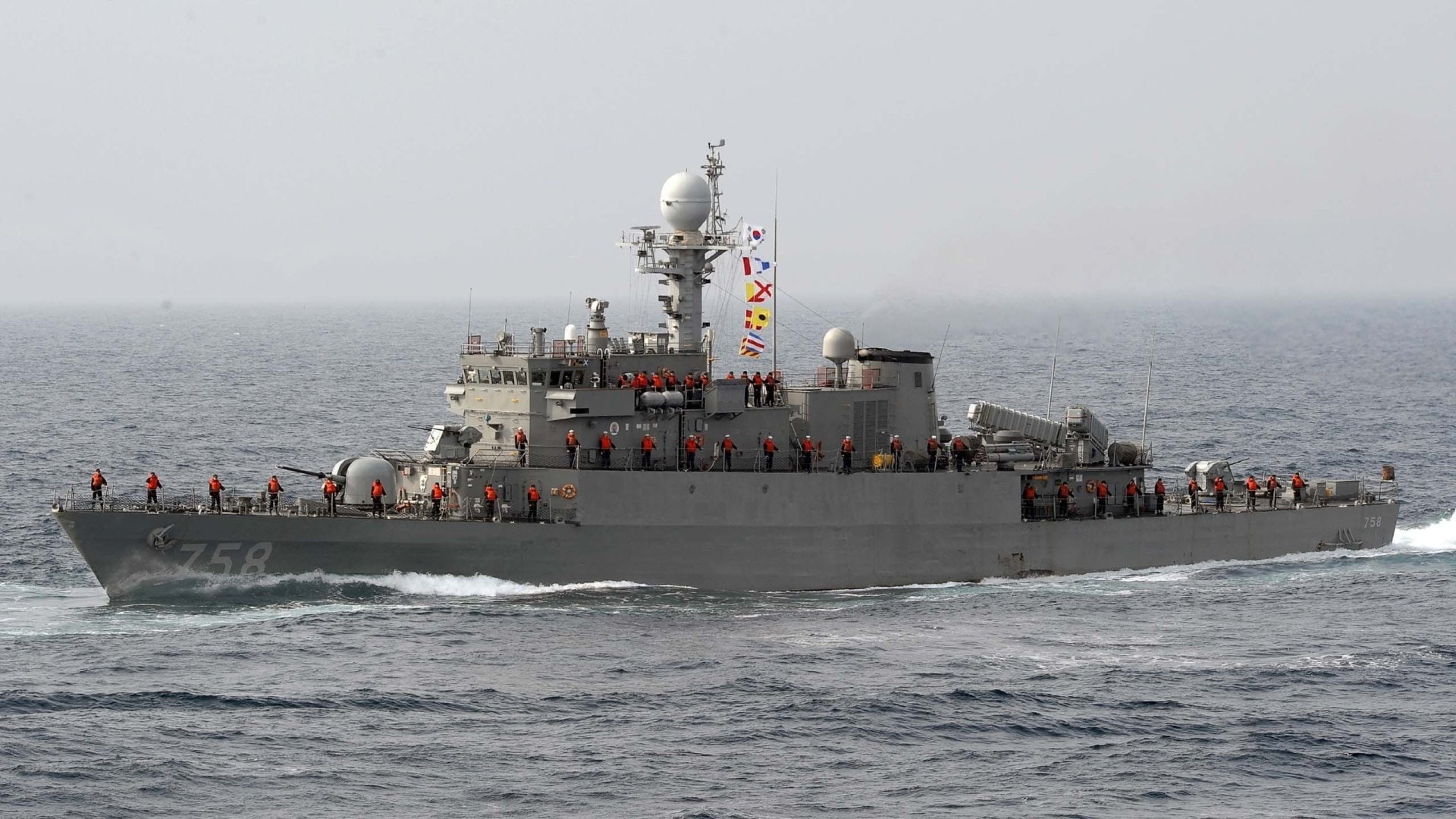USS Strong (DD-758), mode of transportation, passenger craft, military training, transportation, freight transportation, large group of people, navy, nautical vessel, HD Wallpaper