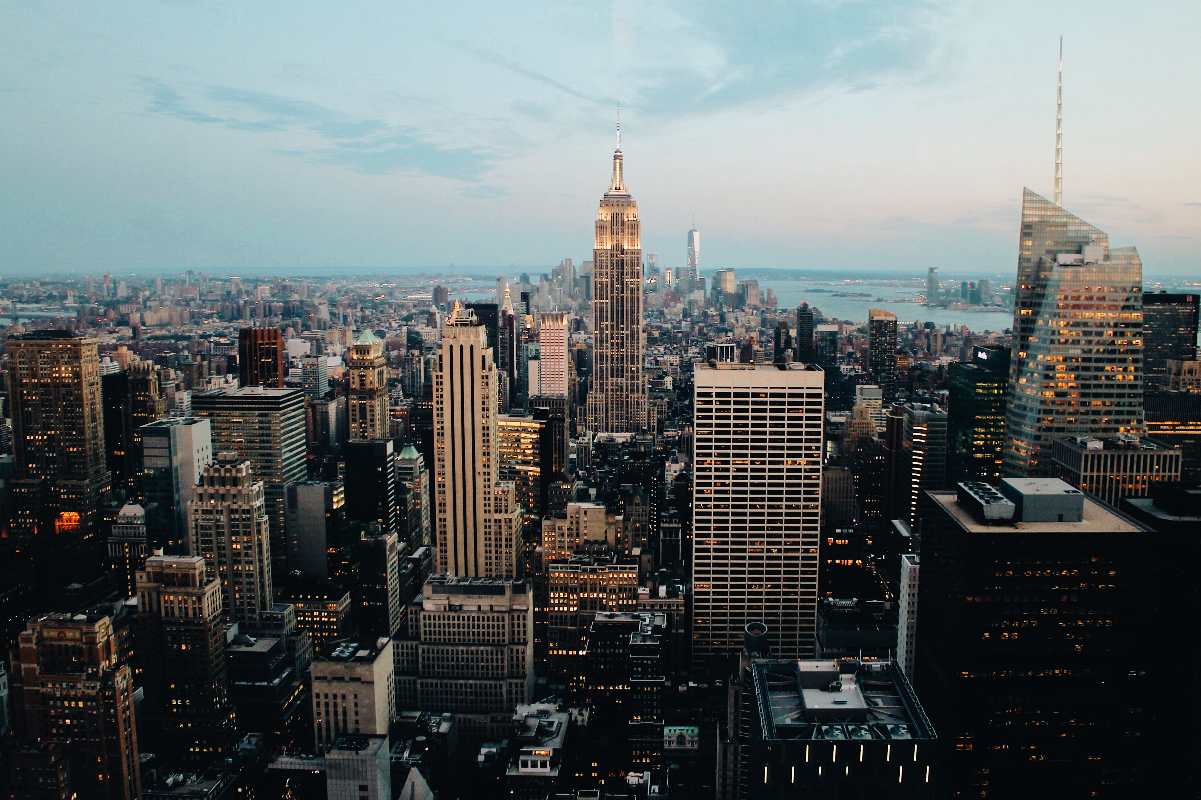 landscape, building, financial district, crowded, crowd, spire, tones, color, modern, architecture, skyscraper, beuatiful, roof, amazing, skyscrapers, outdoors, HD Wallpaper