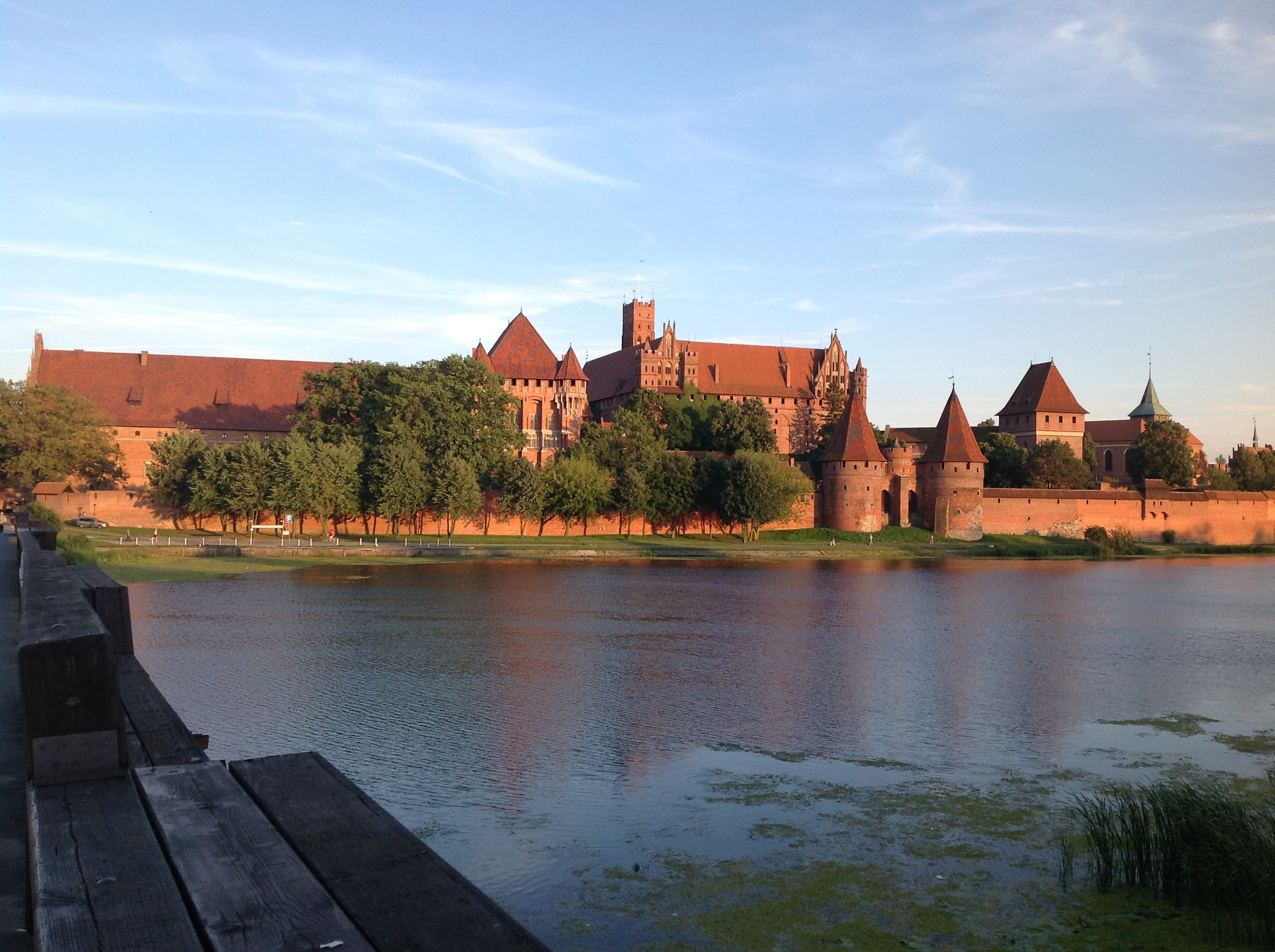 historic, unesco, travel, poland, reflection, architecture, nature, malbork, outdoors, building exterior, heritage, river, old, history, plant, building, HD Wallpaper