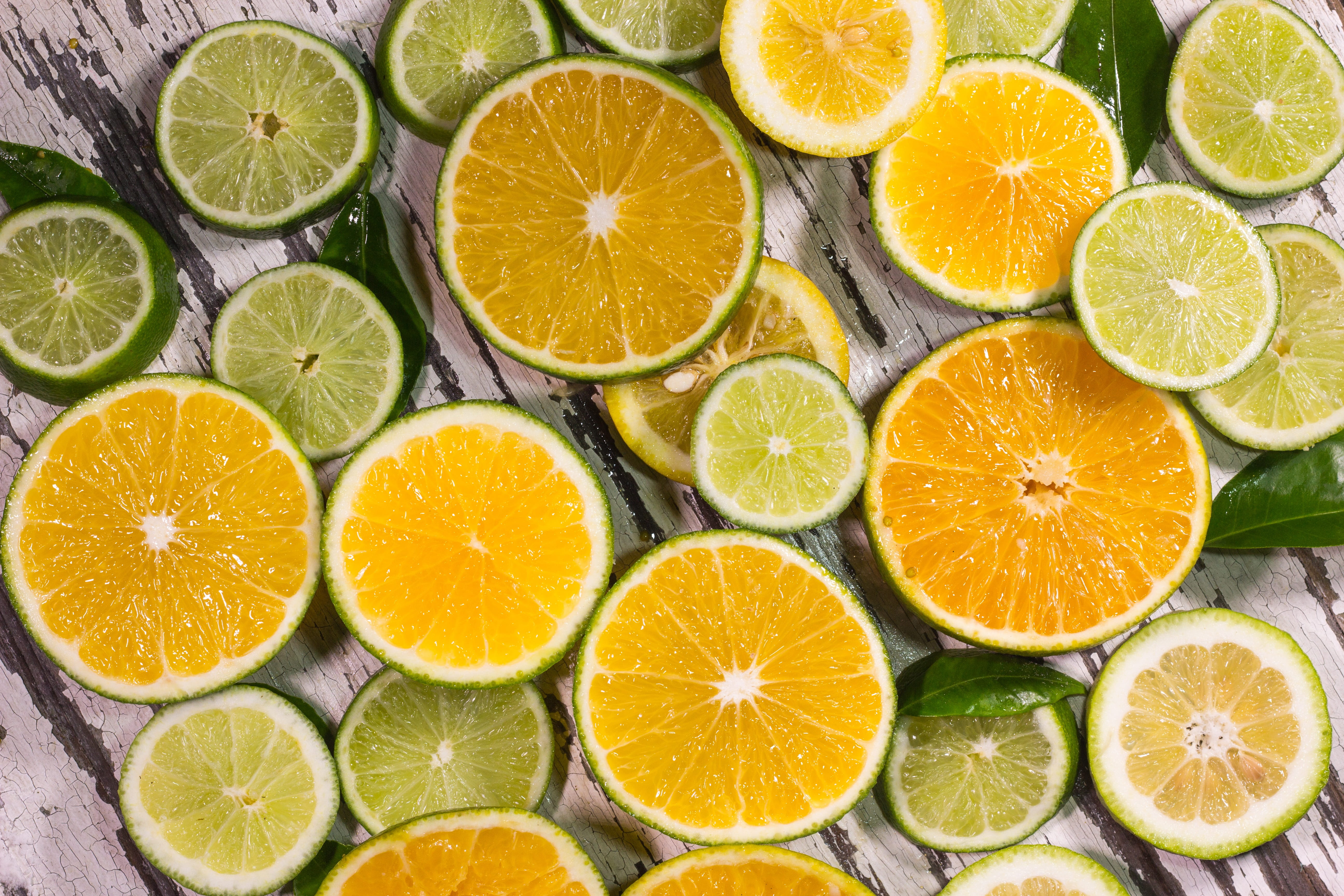juicy, freshness, geometric shape, background fruits, cross section, orange background, large group of objects, close-up, circle, bottom limon, orange fruit, HD Wallpaper