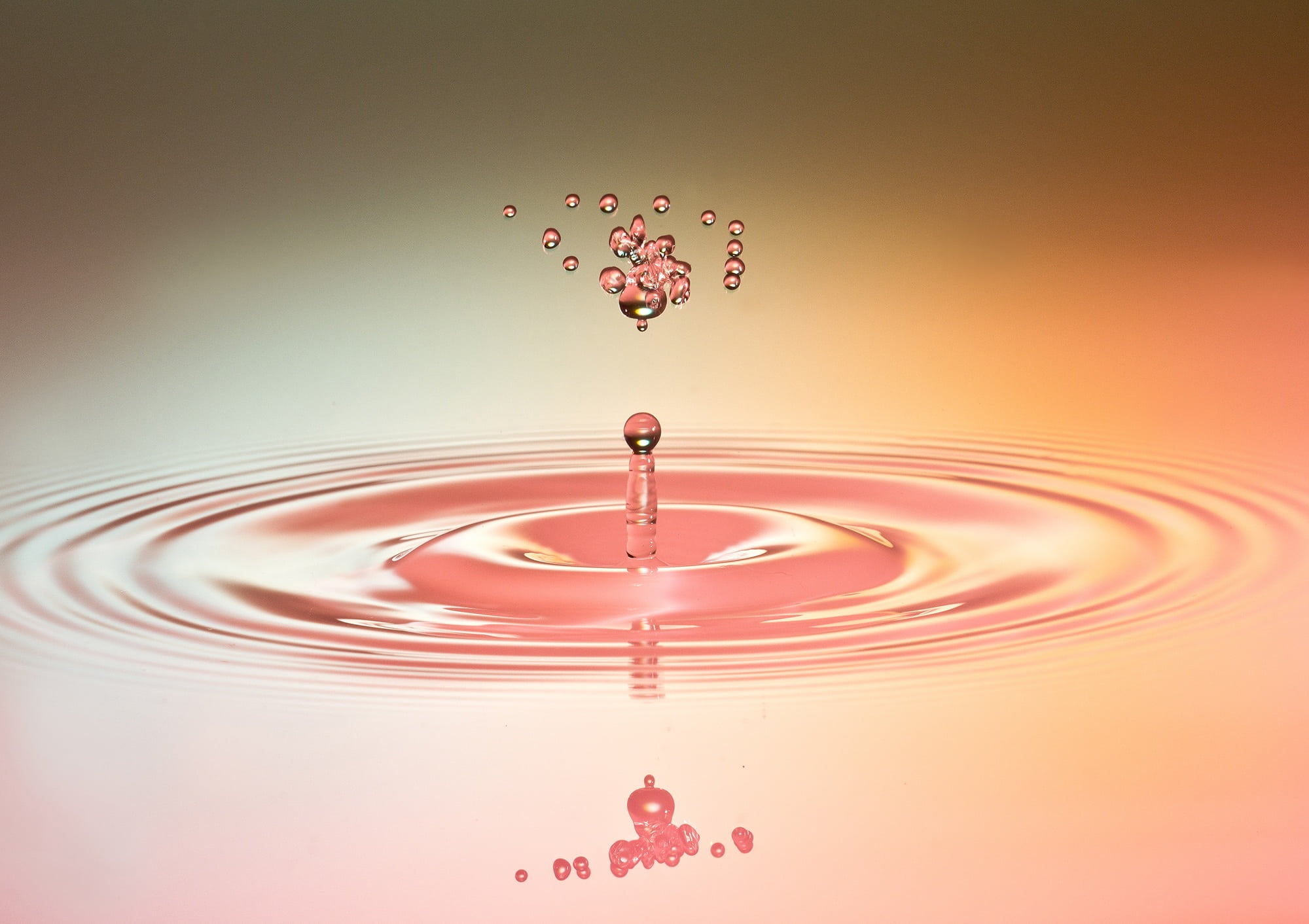 hochspringender high drop, no people, backgrounds, crater, premium, purity, rippled, droplets, concentric, mid-air, red, splashing, impact, water, drop of water, HD Wallpaper