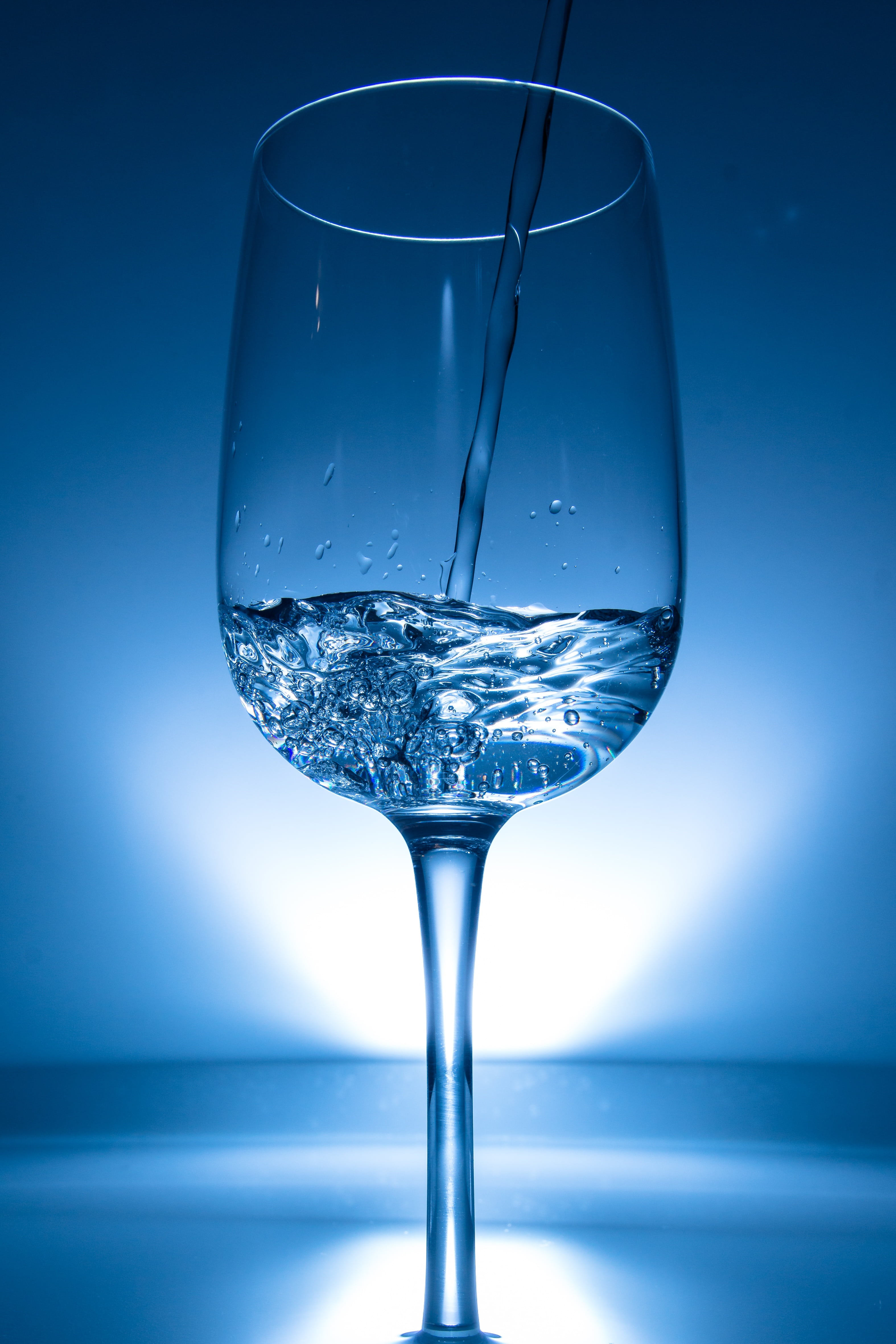 motion, wineglass, water, drop of water, indoors, no people, glass, refreshment, glass - material, studio shot, liquid, purity, highspeed photography, alcohol, Phone HD Wallpaper