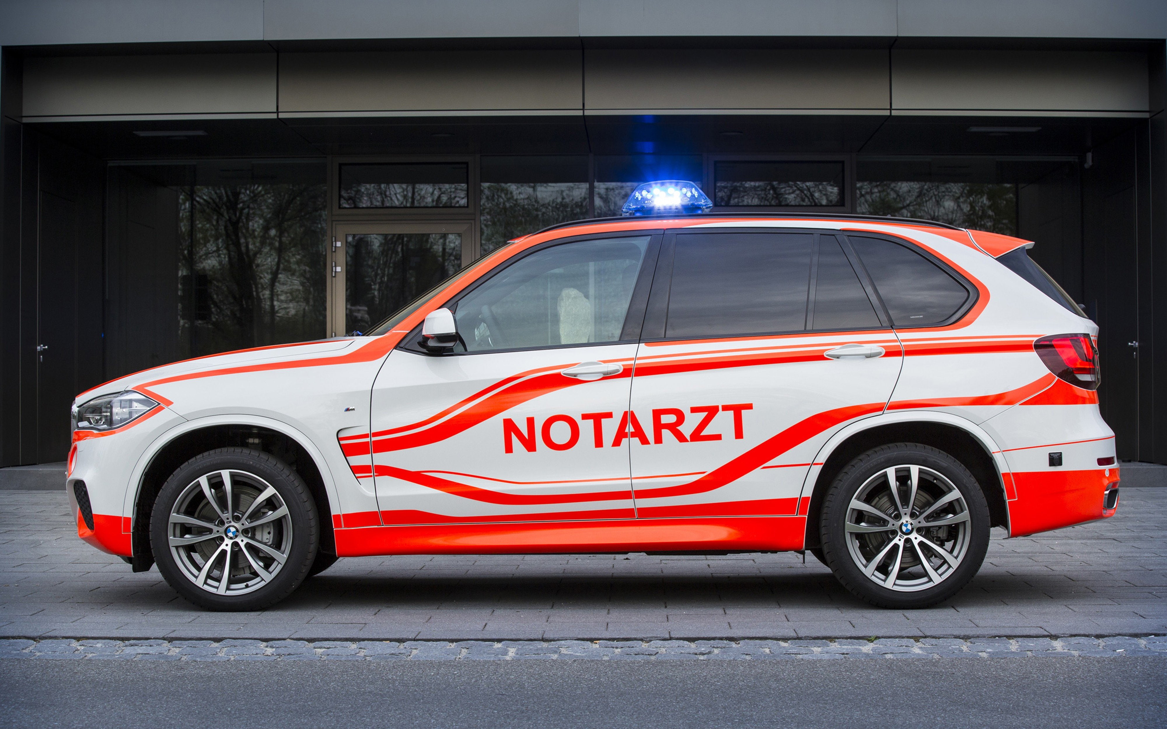 4K, bmw, car, 4000x2500, 2014, germany, paramedic, x5 xdrive30d, HD Wallpaper