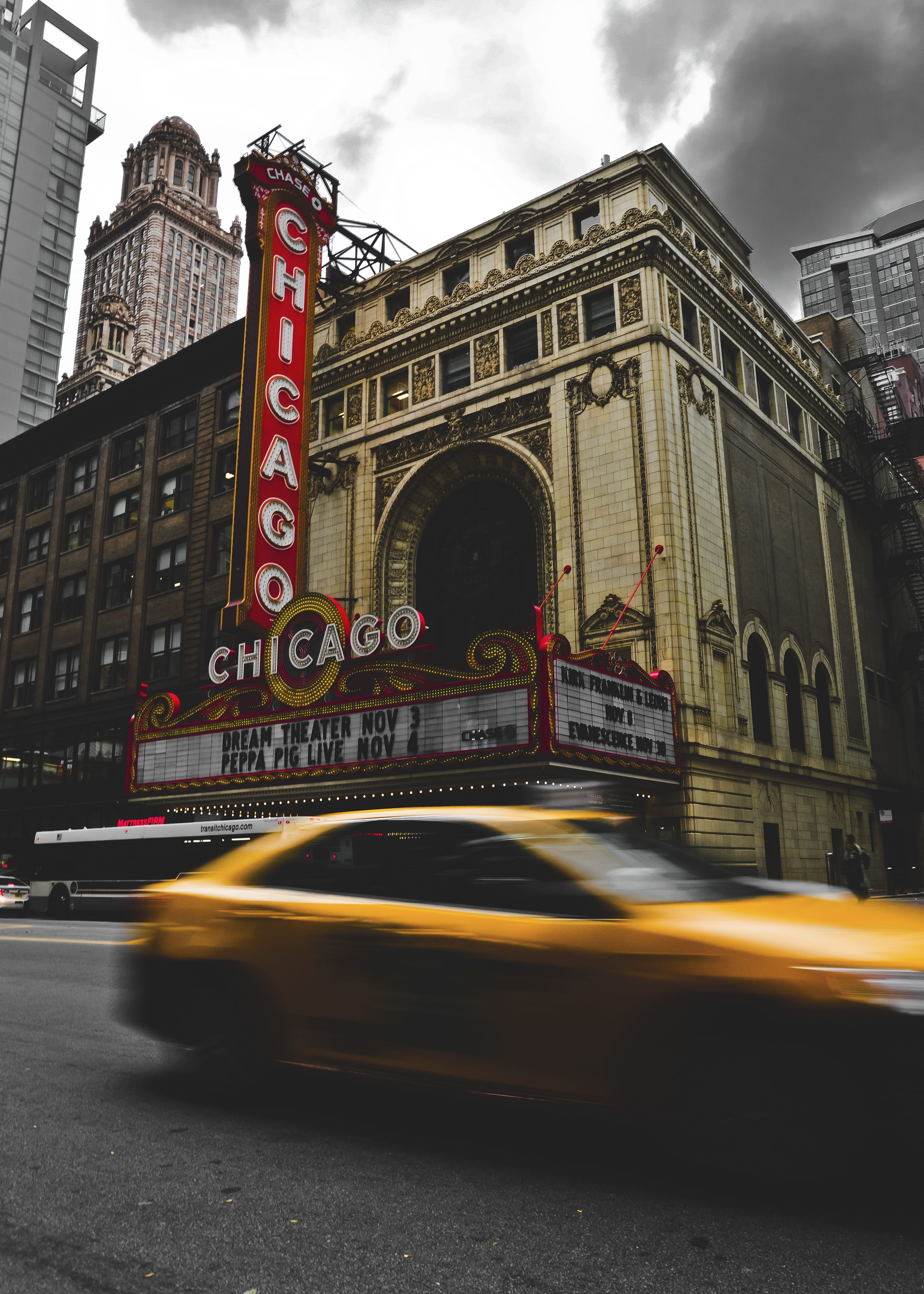 mode of transportation, public transportation, building, traffic, road, chicago, evening, cloud - sky, speed, transportation, automobile, motor vehicle, Phone HD Wallpaper