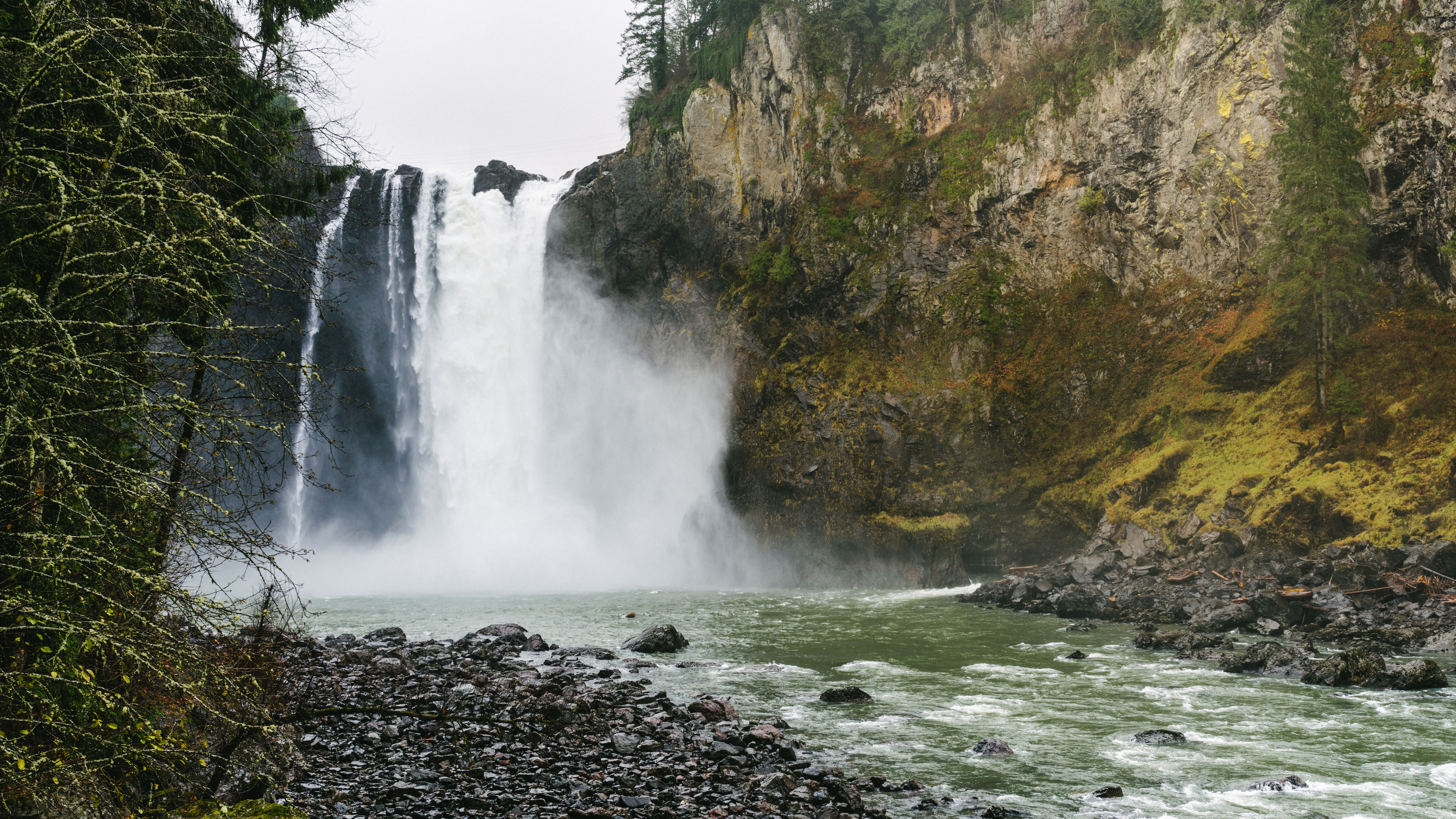 motion, nature, flowing, water, snoqualmie falls, power in nature, rock, power, waterfall, rock - object, land, scenics - nature, solid, tourism, beauty in nature, HD Wallpaper