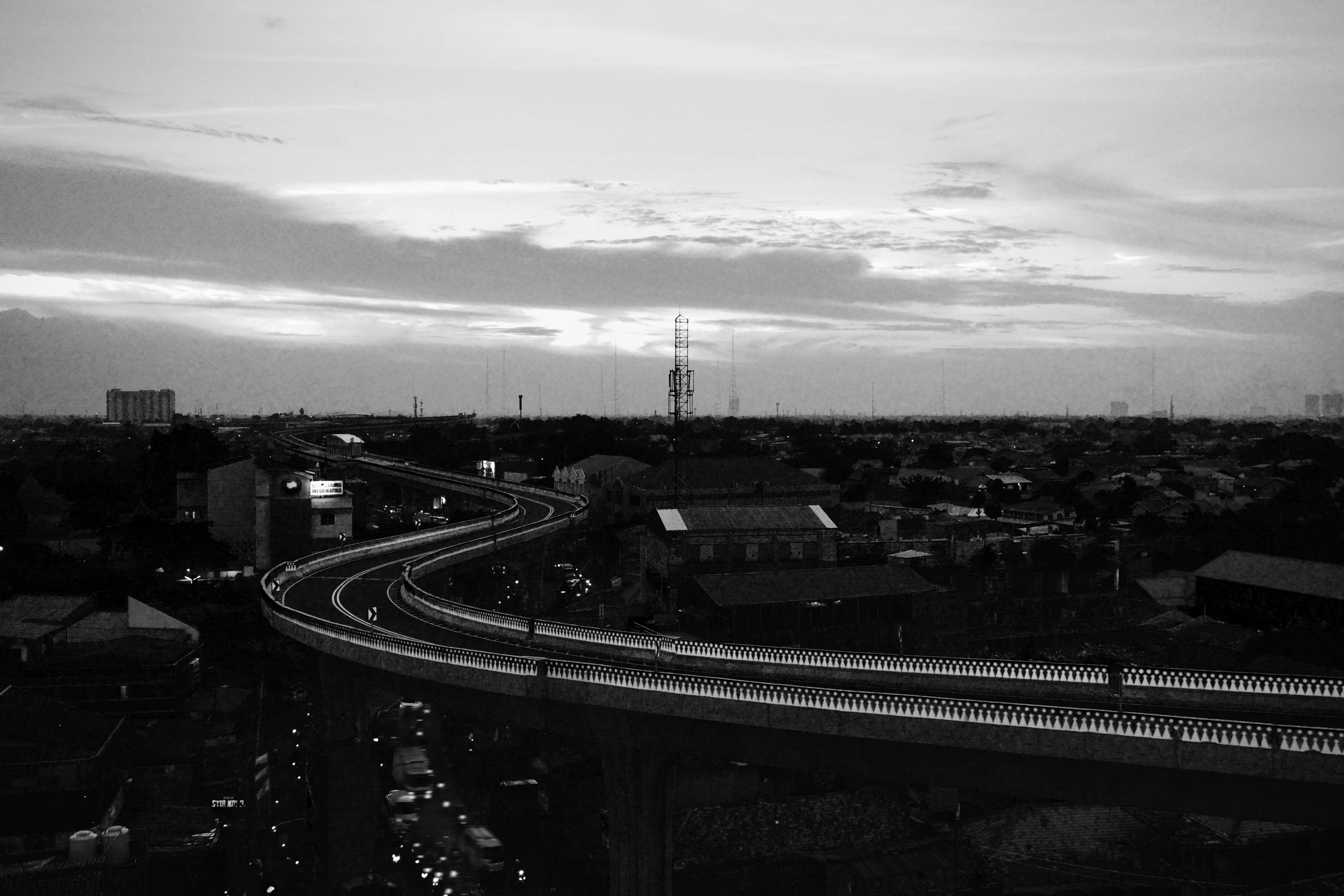 elevated road, connection, road, motor vehicle, mode of transportation, cloud - sky, transportation, highway, architecture, sky, infastructure, multiple lane highway, HD Wallpaper