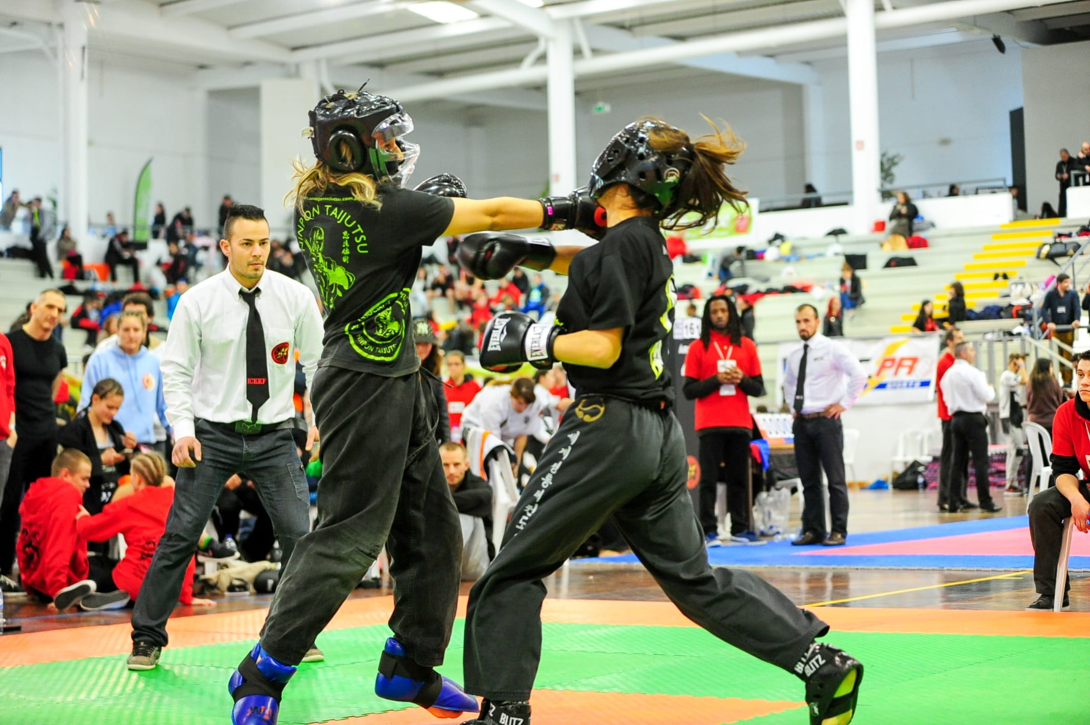 performance, adult, dancing, competition, sport, leisure activity, Sport, group of people, military, Kick Boxing, real people, martial ates, womens, costume, HD Wallpaper