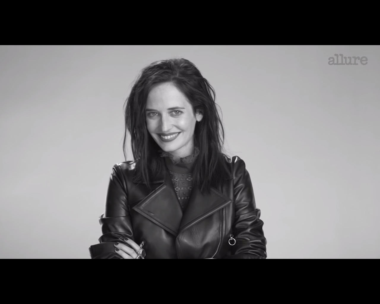 indoors, real people, Eva Green, monochrome, adult, standing, smiling, one person, happiness, beautiful woman, portrait, young adult, women, waist up, emotion, HD Wallpaper