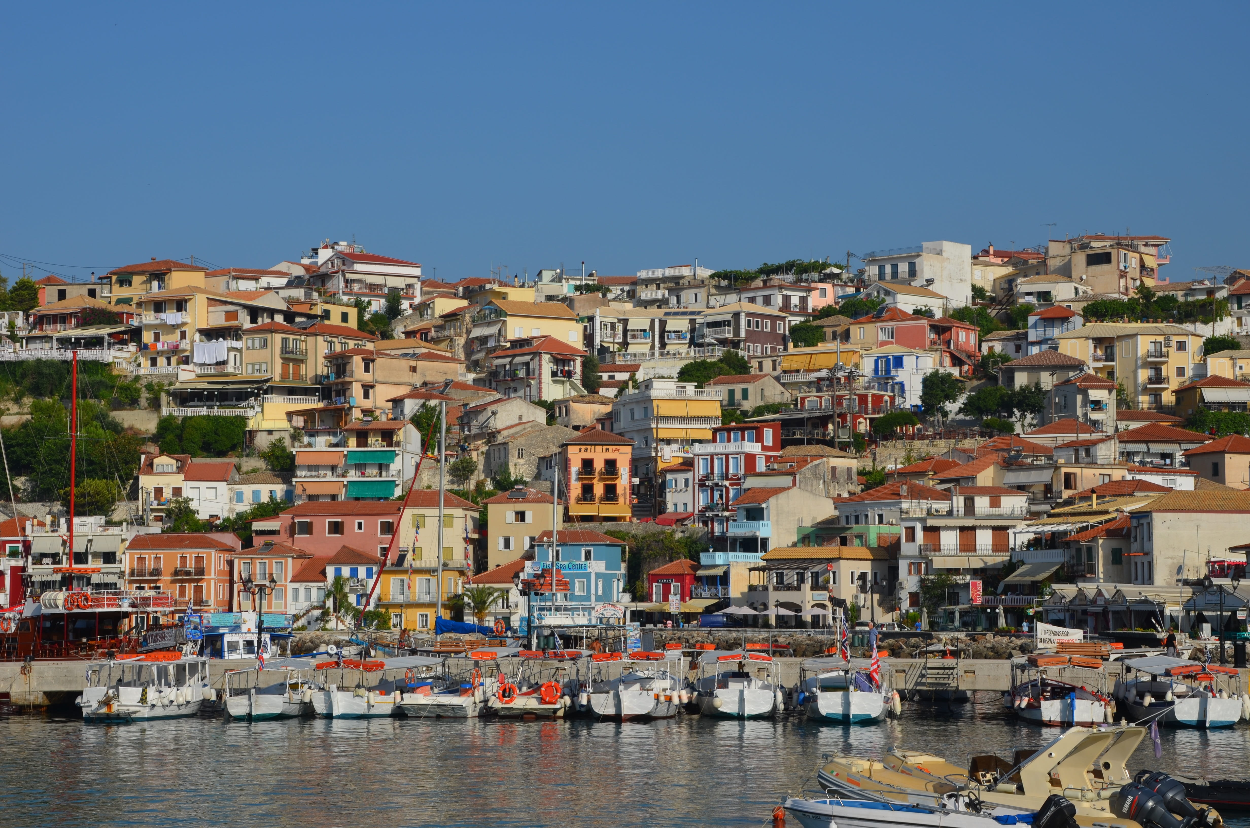 4K, clear sky, crowd, Epirus, cityscape, architecture, Port, Sea, apartment, nautical vessel, mode of transportation, Greece, speed, building, moored, HD Wallpaper