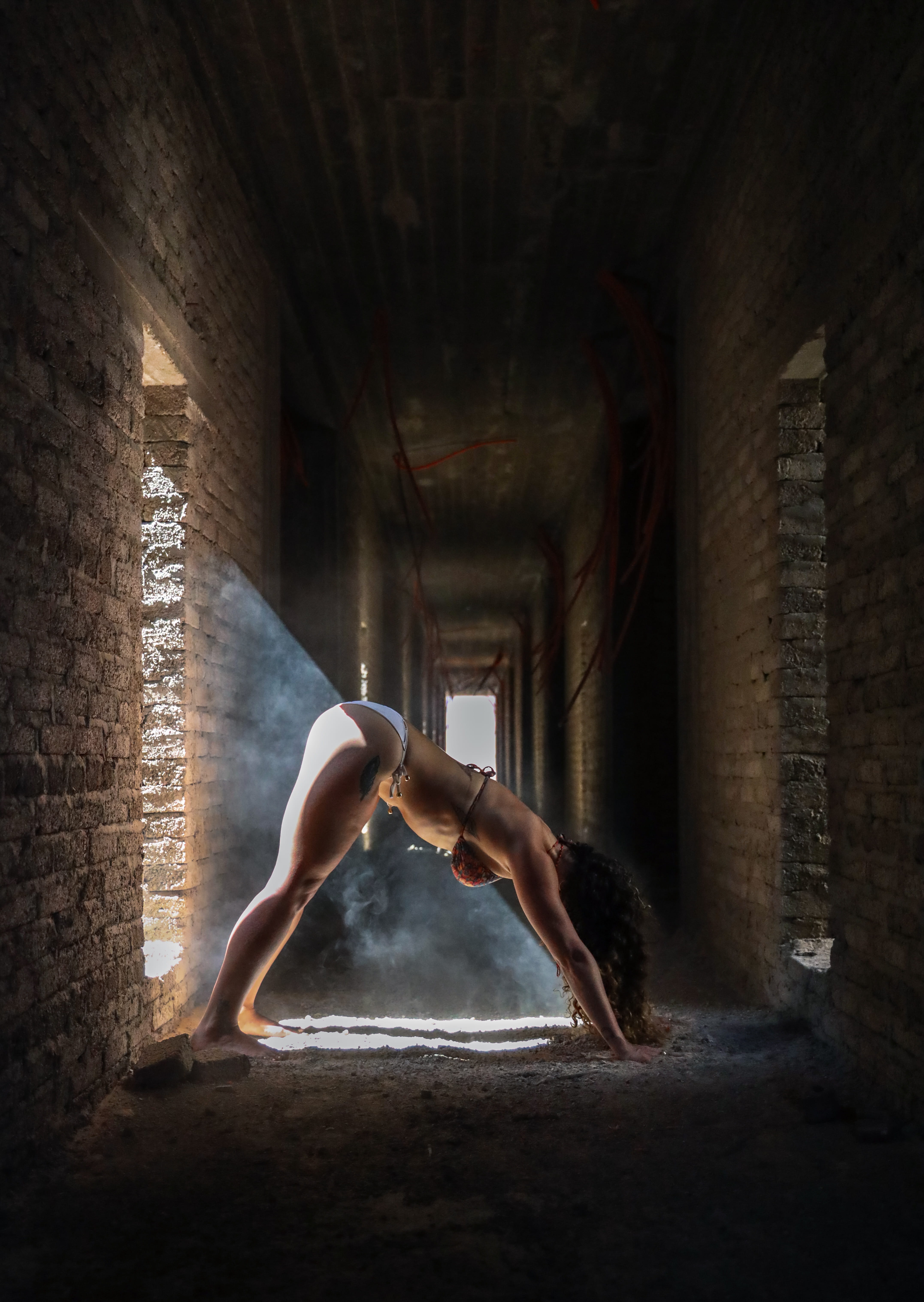 centre, egypt, adho mukha svanasana, 5K, flooring, one person, wellbeing, healthy lifestyle, leisure activities, architecture, indoors, sport, exercise, Phone HD Wallpaper