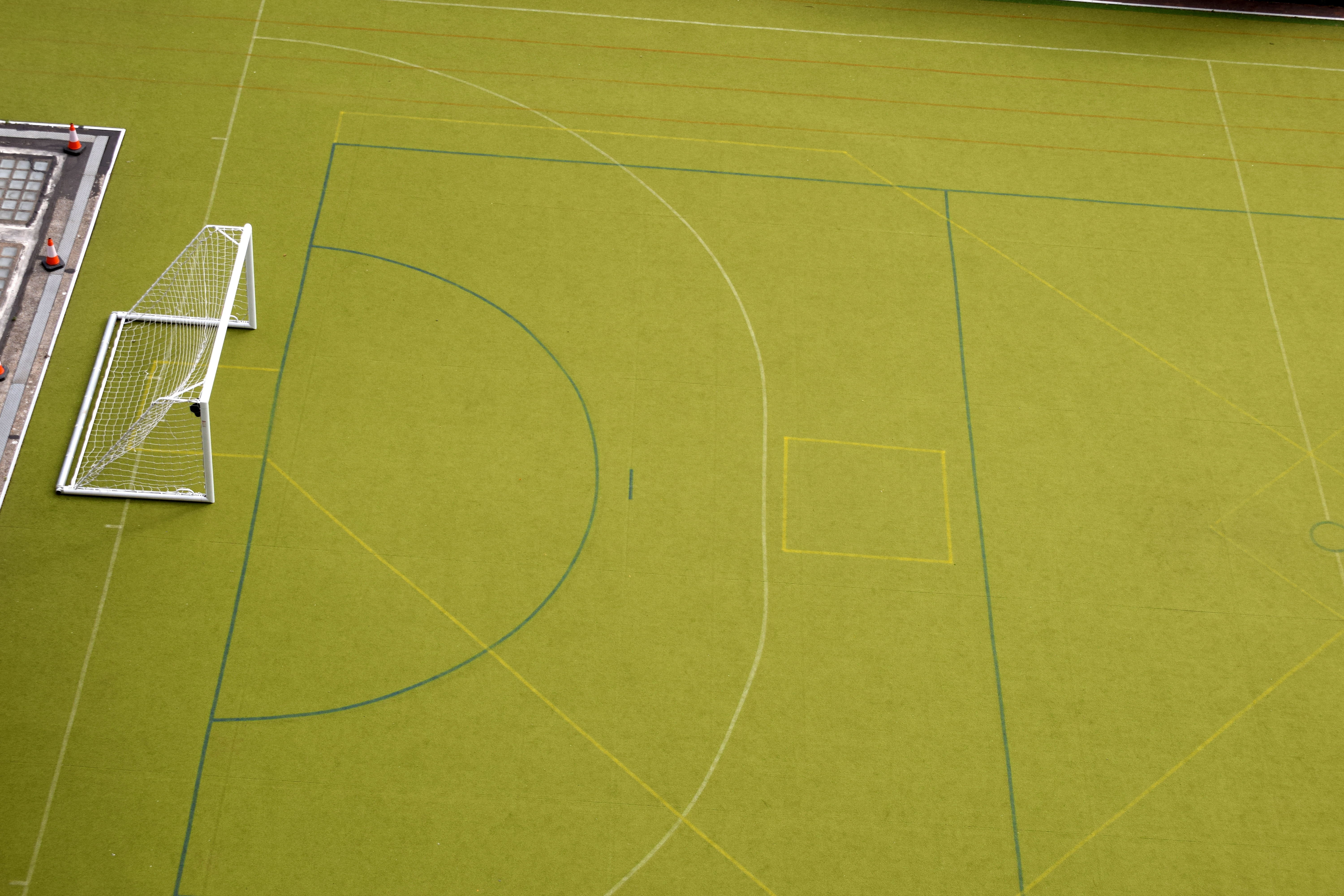 training, absence, day, net, high angle view, 5K, sport, court, no people, plant, united kingdom, astroturf, outdoors, games, football, playing field, HD Wallpaper