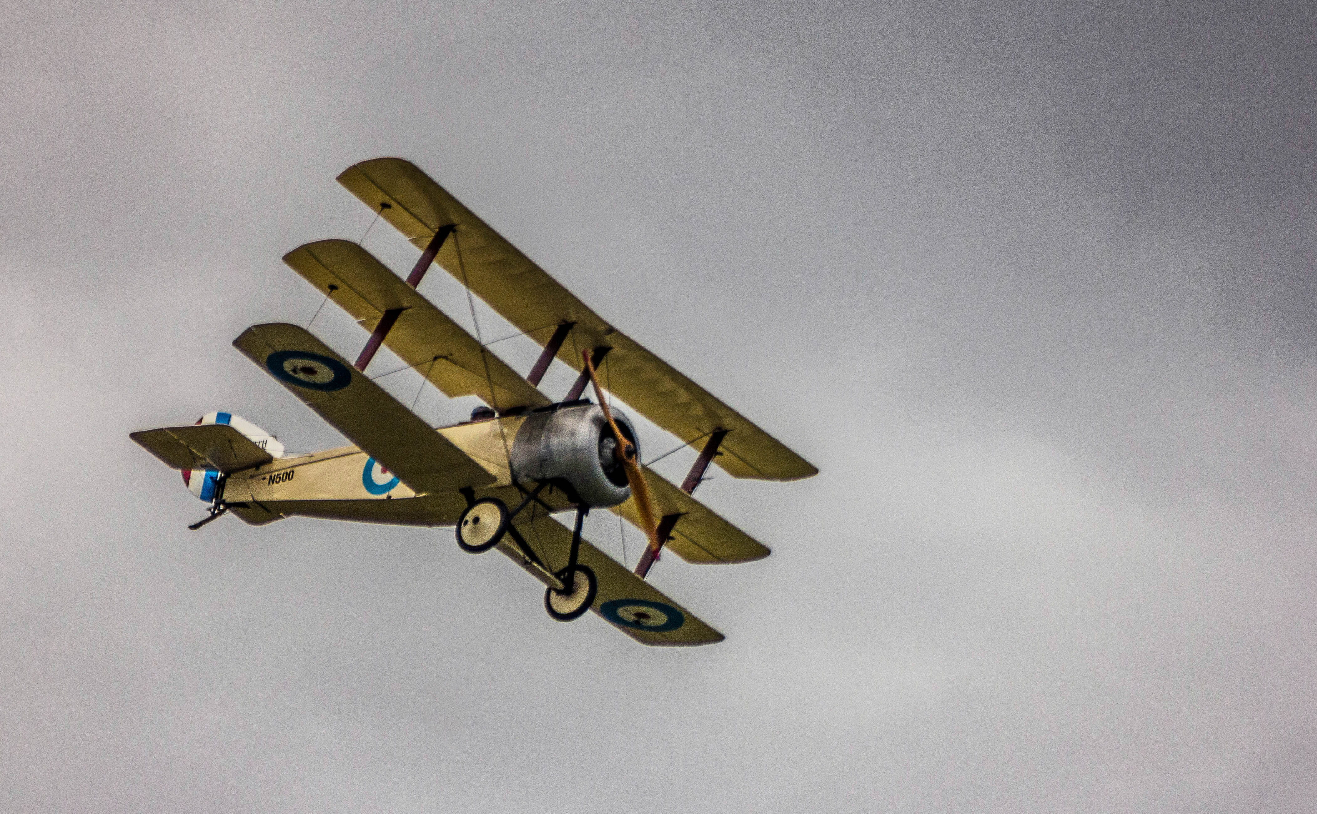 no people, low angle view, flying, fighter, cibi, airplane, farnborough, on the move, transportation, motion, cibi chakravarthi, farnborough airport, military, HD Wallpaper