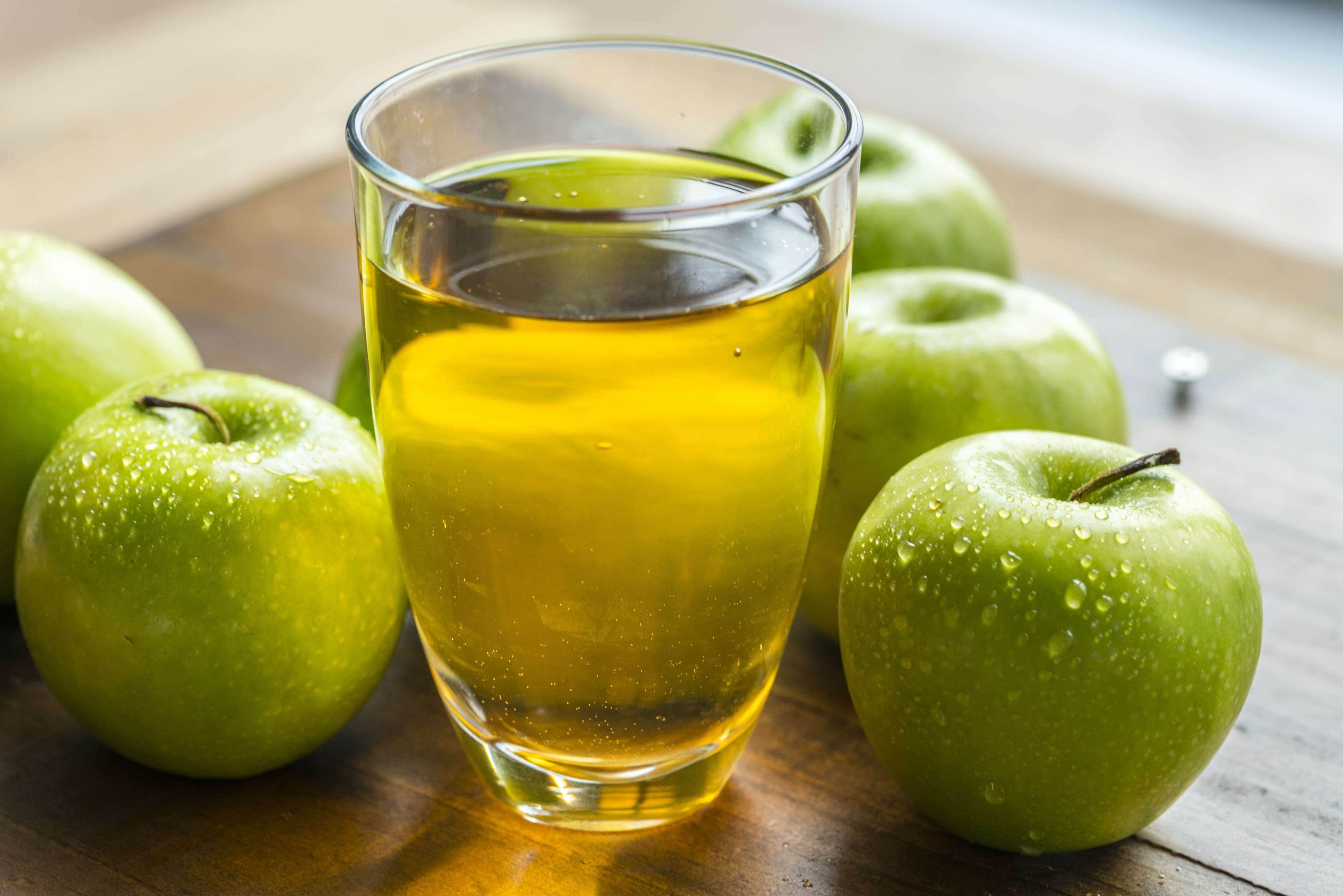 no people, green, healthy, green apple, ingredient, close-up, household equipment, natural, food, wellbeing, health, drink, drinking glass, wood - material, HD Wallpaper