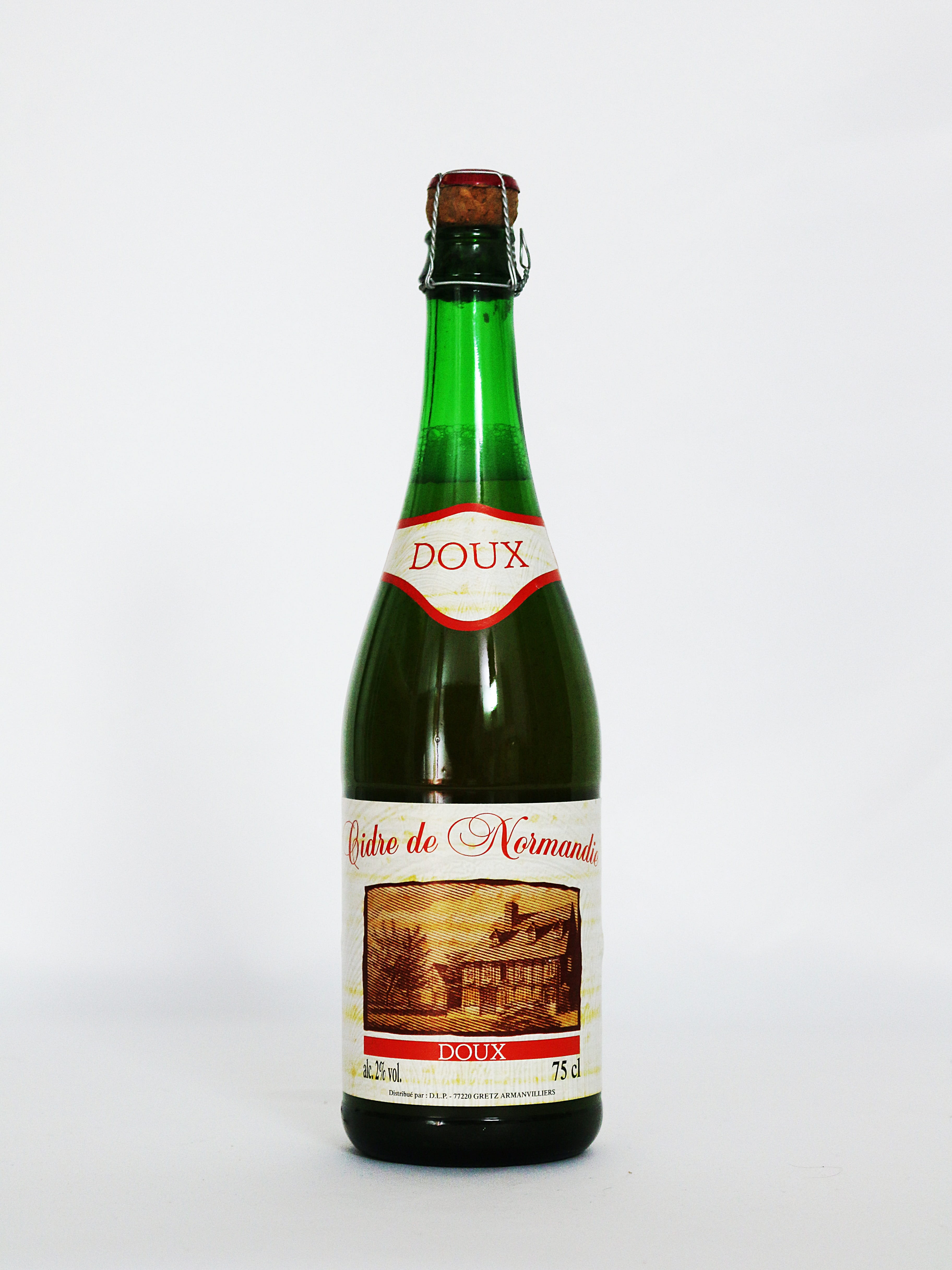 text, Alcohol, refreshment, indoors, food and drink, beer bottle, grape, container, Drink, beer - alcohol, still life, 4K, communication, Normandy, close-up, Phone HD Wallpaper