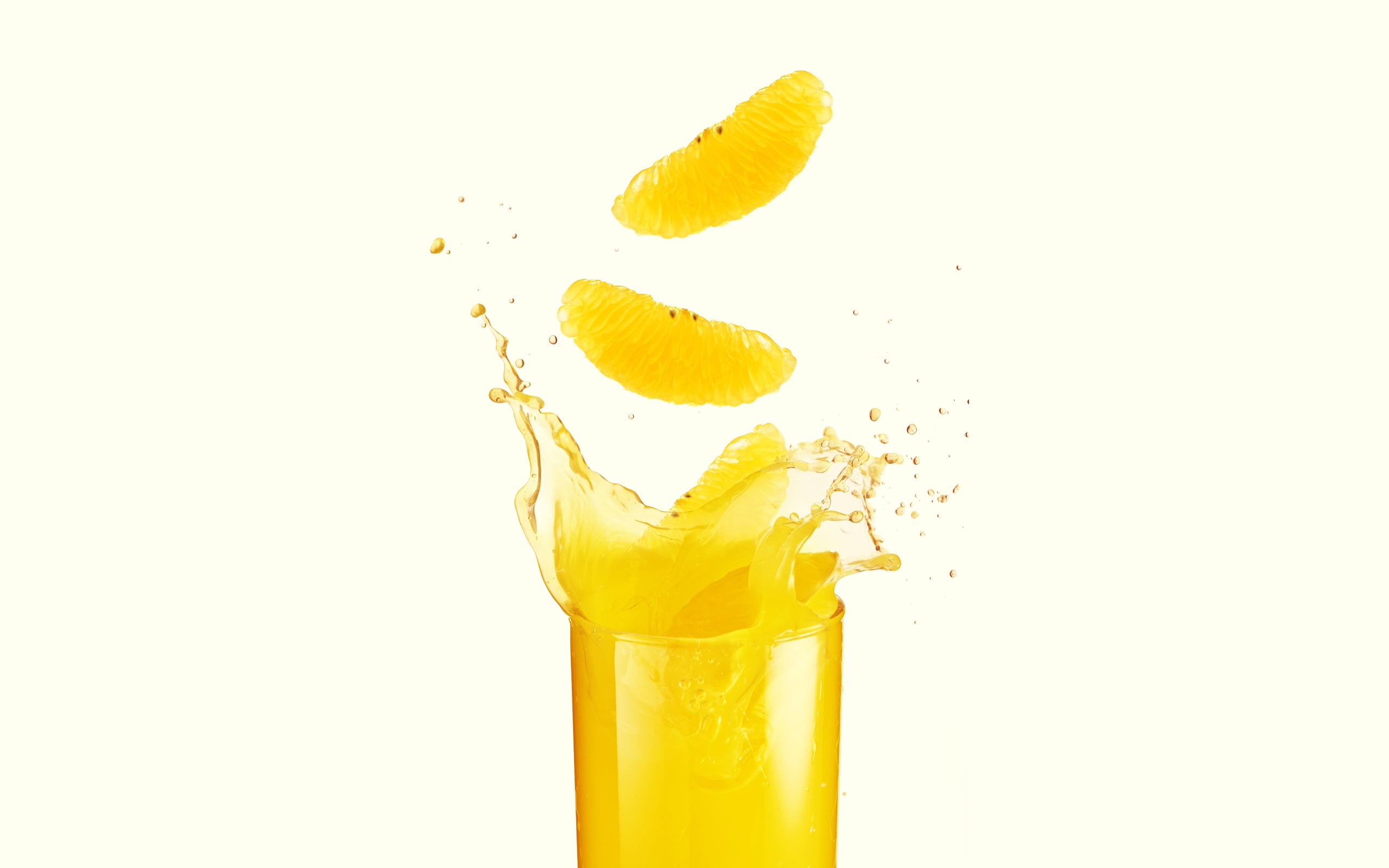 macro, studio shot, close-up, indoors, mood, liquid, copy space, orange Color, drinking Glass, isolated, fruit, drinks, lemon, transparent, slice, water, HD Wallpaper