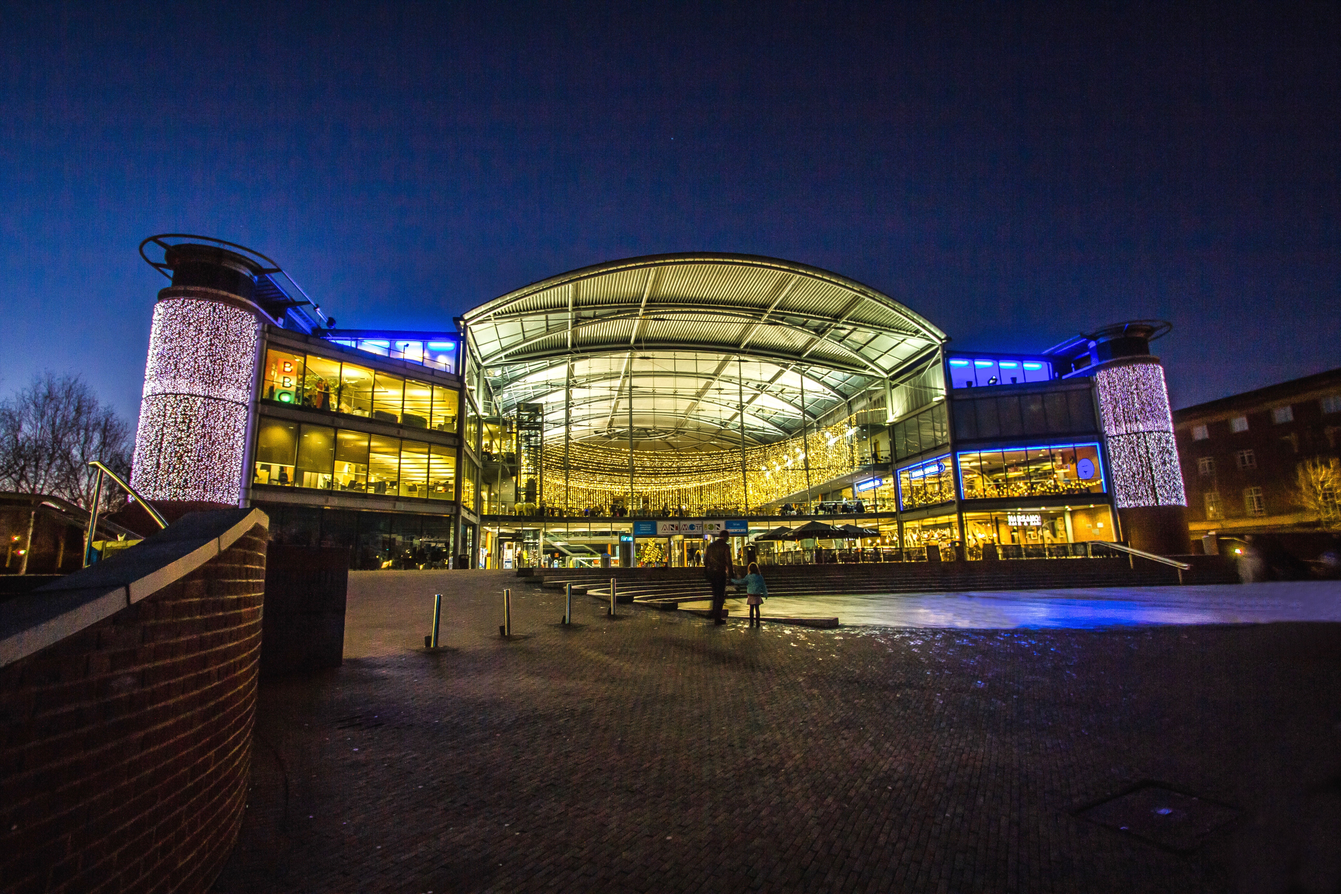 dusk, ferris wheel, modern architecture, building, illuminated, street, nature, lighting equipment, modern, arts culture and entertainment, norwich, tourism, HD Wallpaper