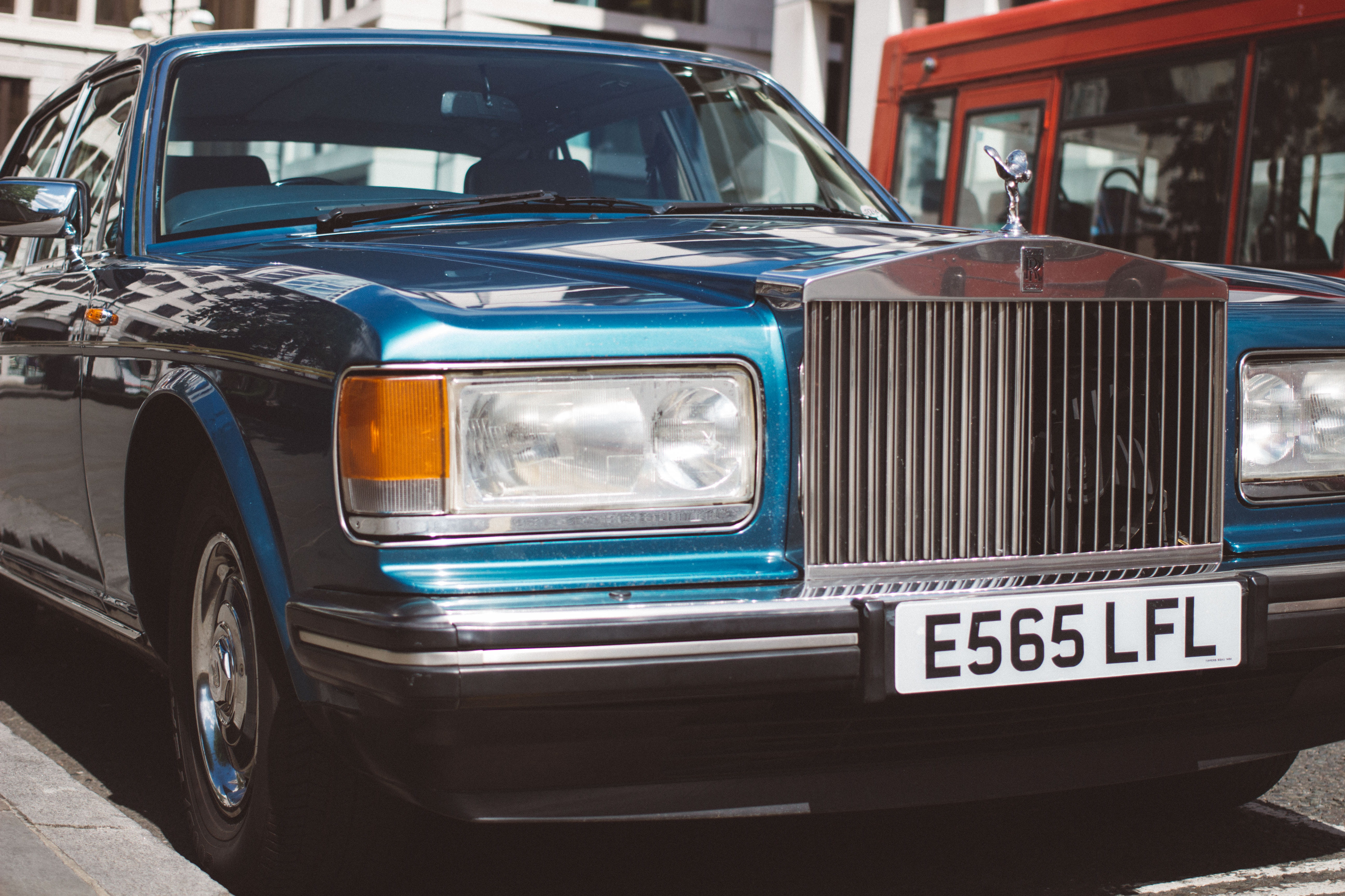 old car, 5K, classic car, day, car, vintage car, metal, lighting equipment, london, consumerism, luxury, street, land vehicle, no people, retro styled, HD Wallpaper