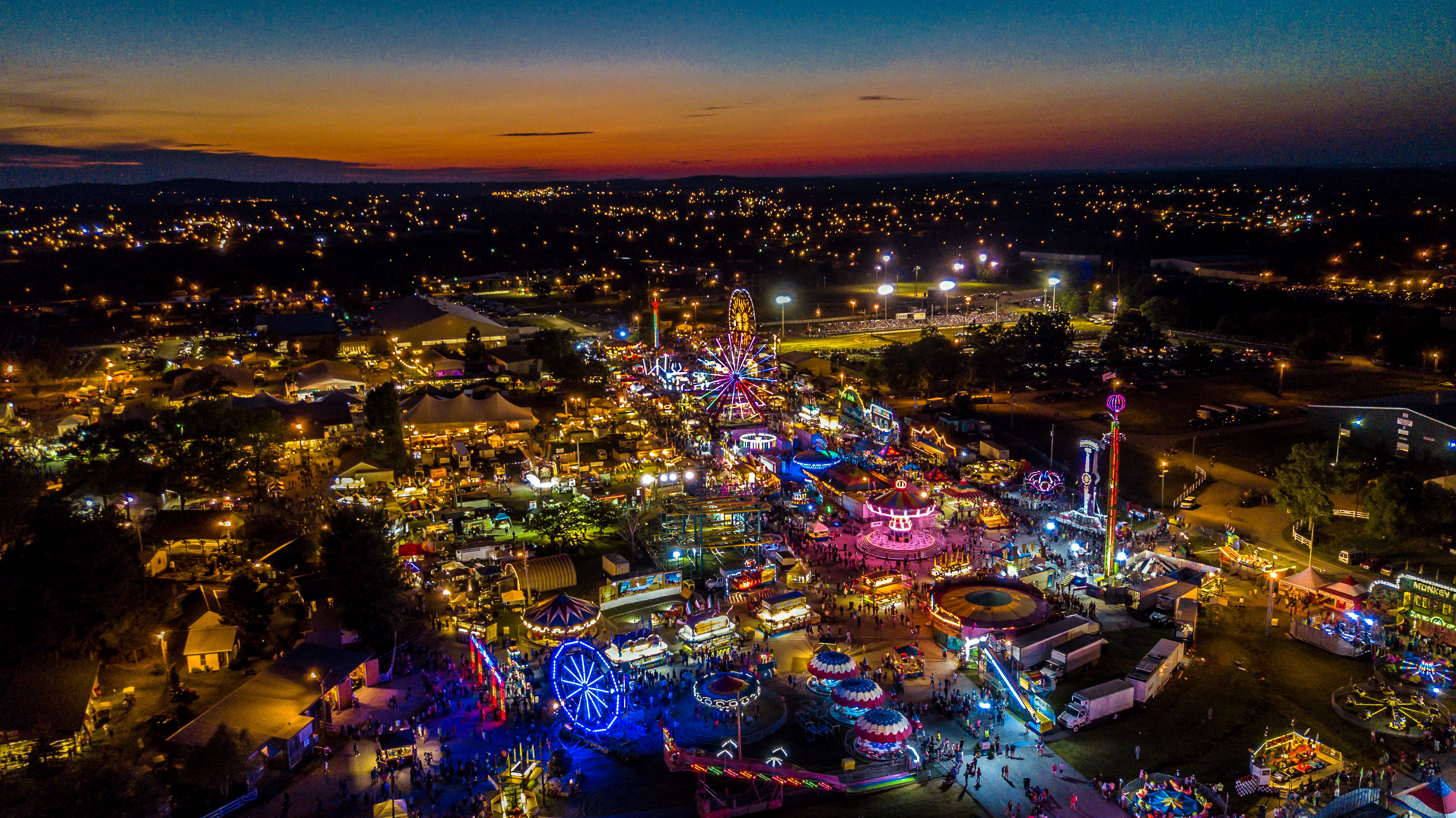 theme, eye, funfair, night, park, cityscape, outdoors, nature, built structure, group of people, architecture, city, multi colored, crowd, fairground, view, HD Wallpaper