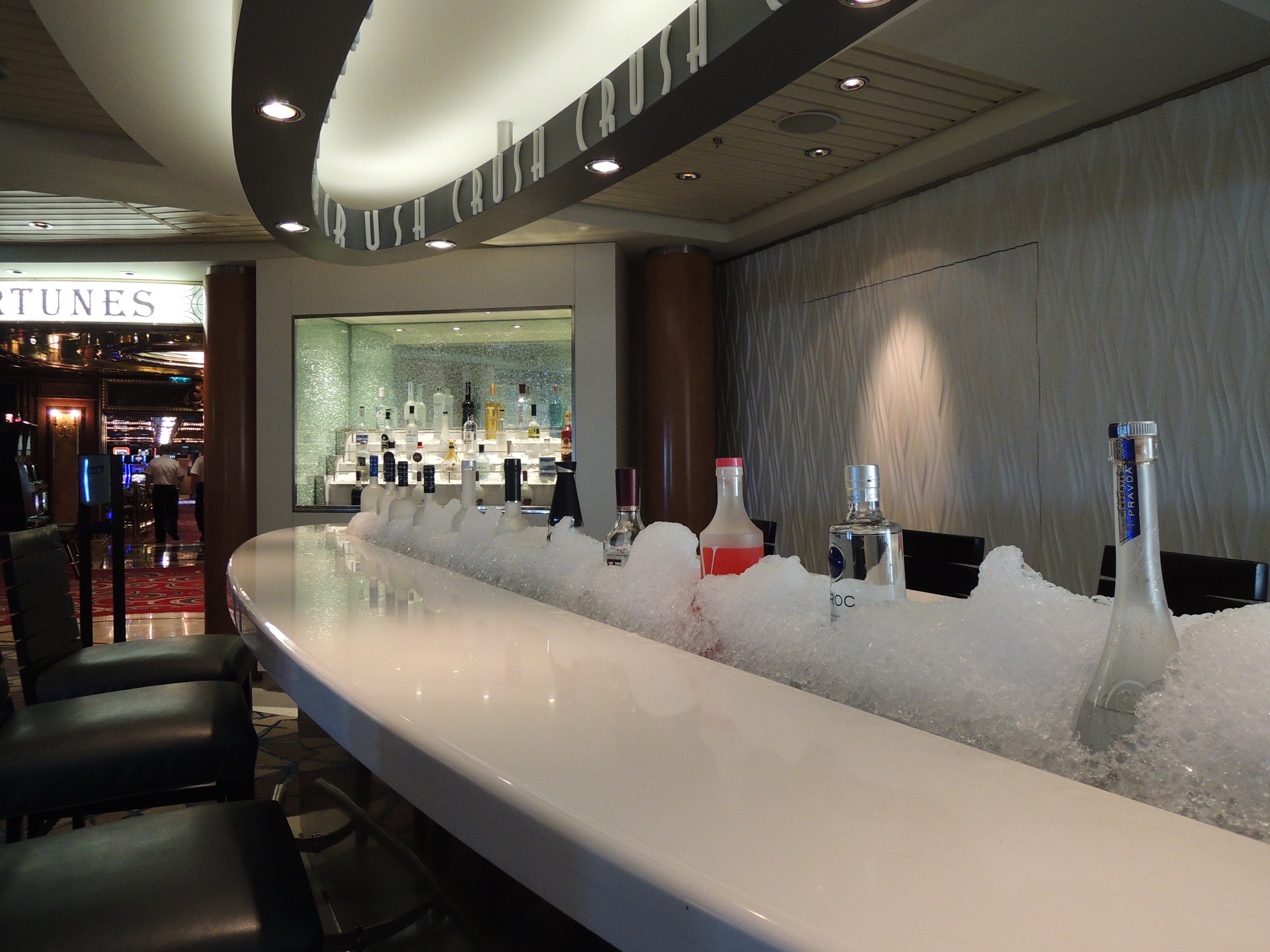 bar, home showcase interior, nightlife, luxury cruise ship, expense, martini, home interior, clean, built structure, architecture, indoors, elegance, puerto rico, HD Wallpaper