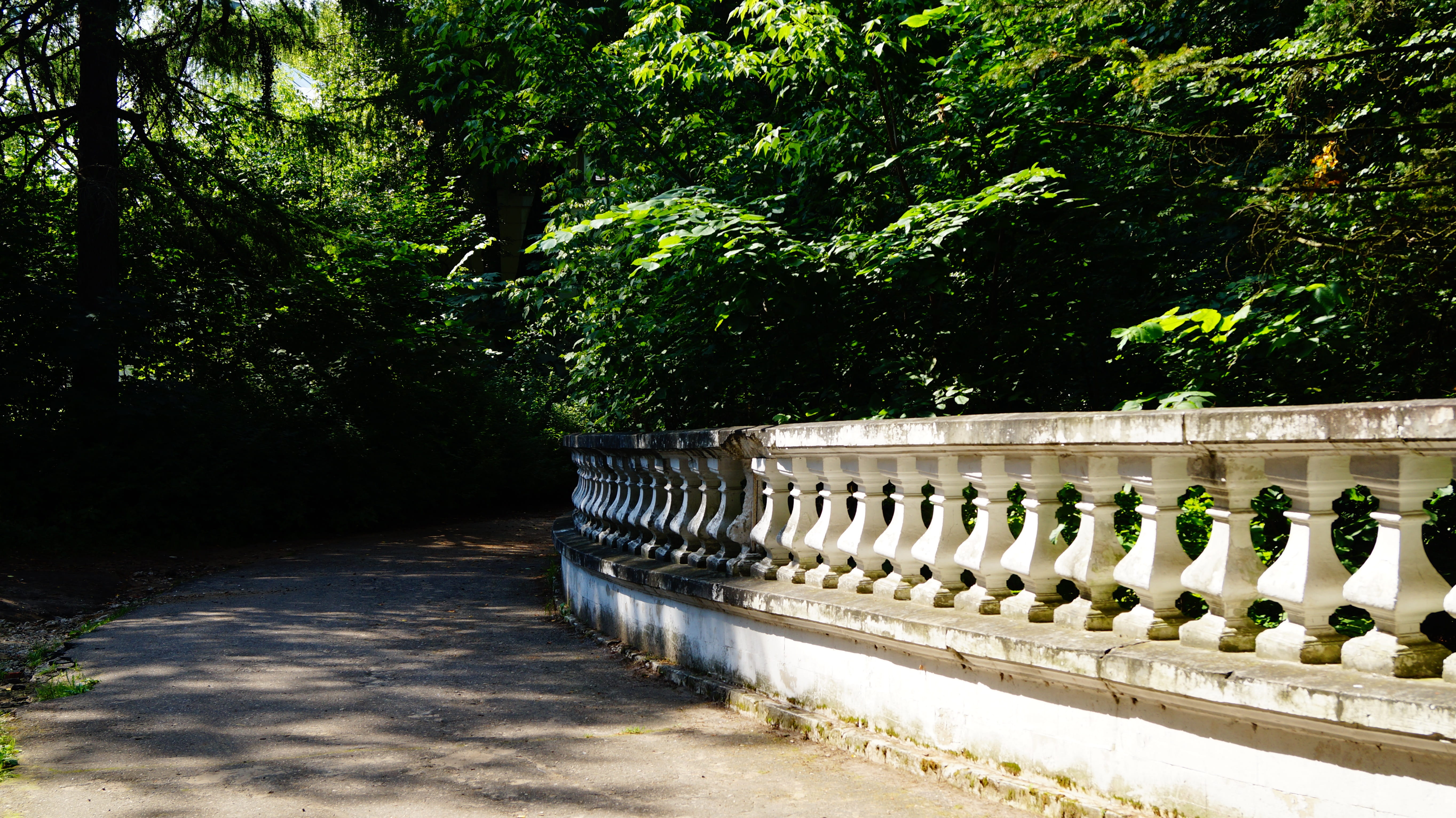 and, architecture, balustrade, tree, no people, built structure, footpath, day, 5K, monument of architecture, the structure of the 18th century, nature, HD Wallpaper