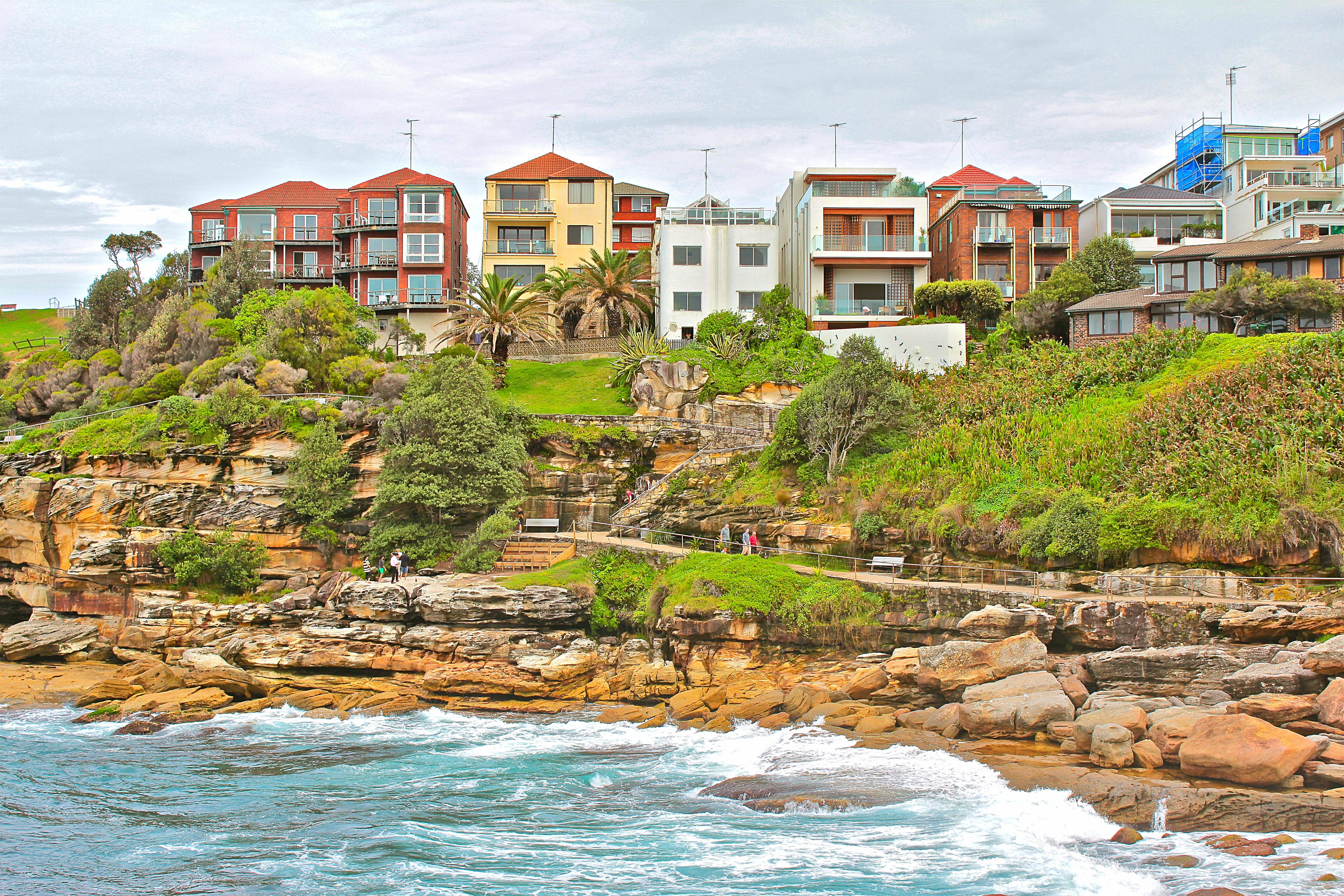 built structure, outdoors, plant, rock, travel destinations, blue, ocean, cityscape, rock - object, city, panorama, architecture, australia, landmark, sea, HD Wallpaper