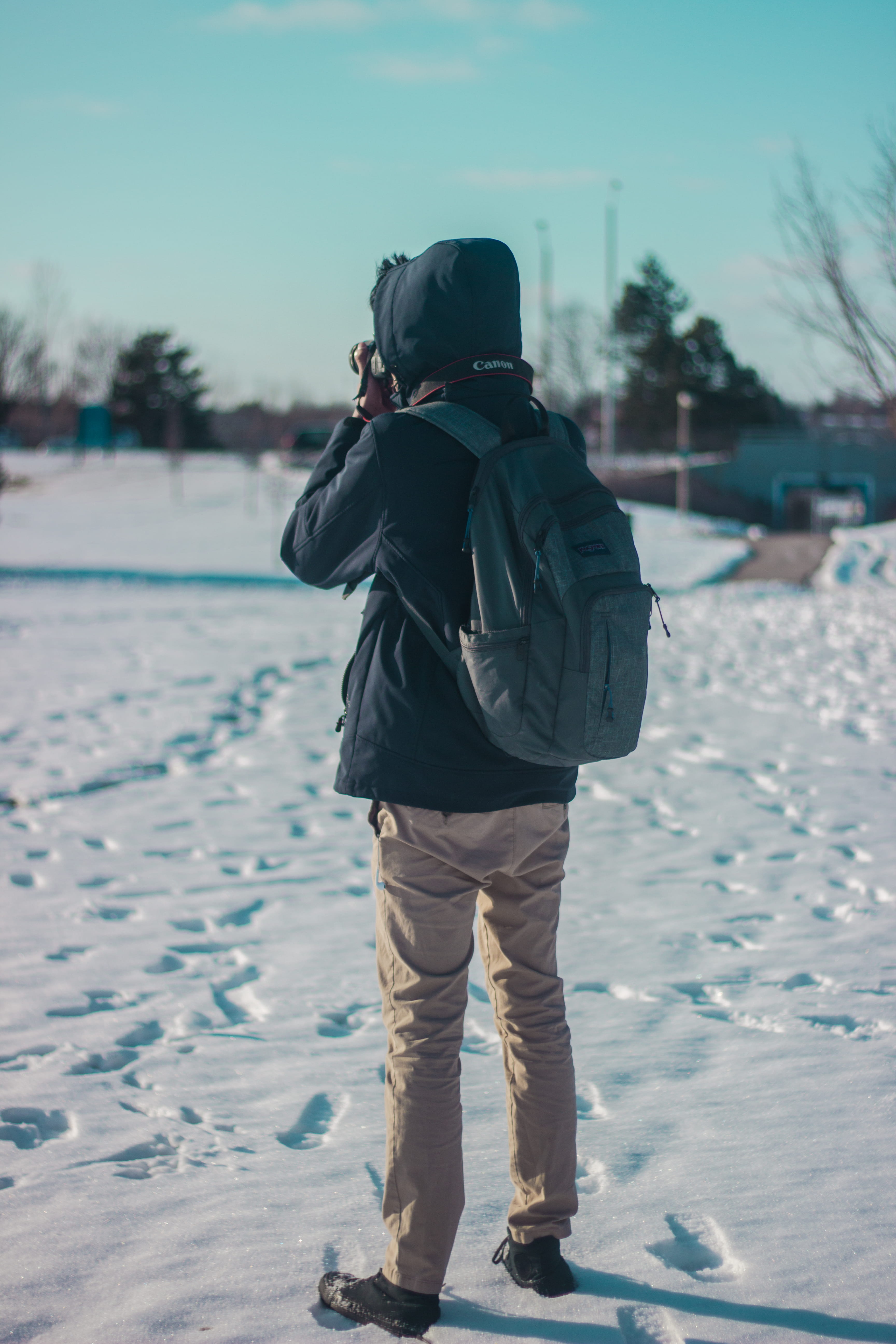 canon, rear view, full length, toronto, lifestyles, land, covering, snow, cold temperature, lake, canada, real people, hood - clothing, white, warm clothing, Phone HD Wallpaper